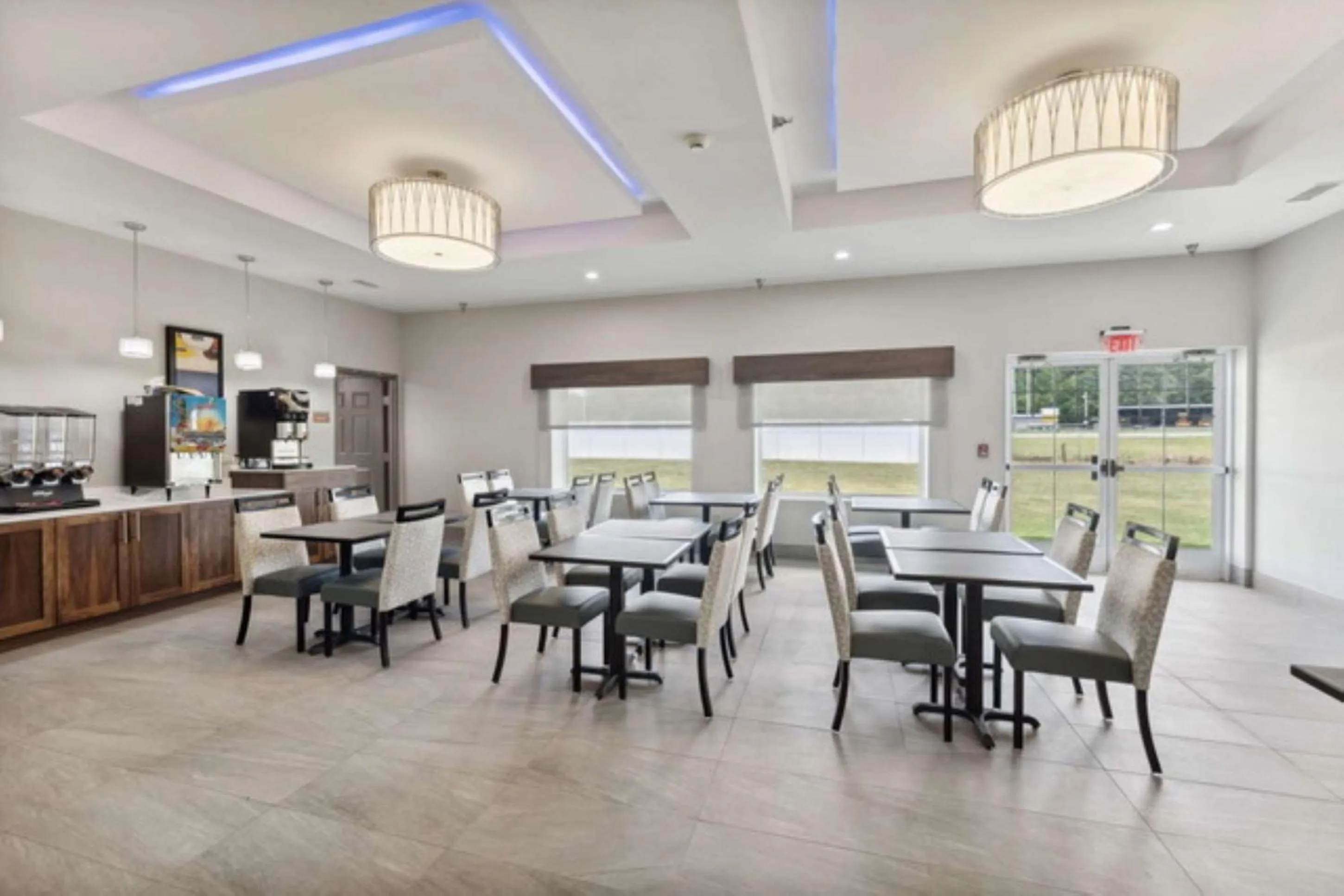 Lobby or reception in Red Roof Inn & Suites Manchester, TN