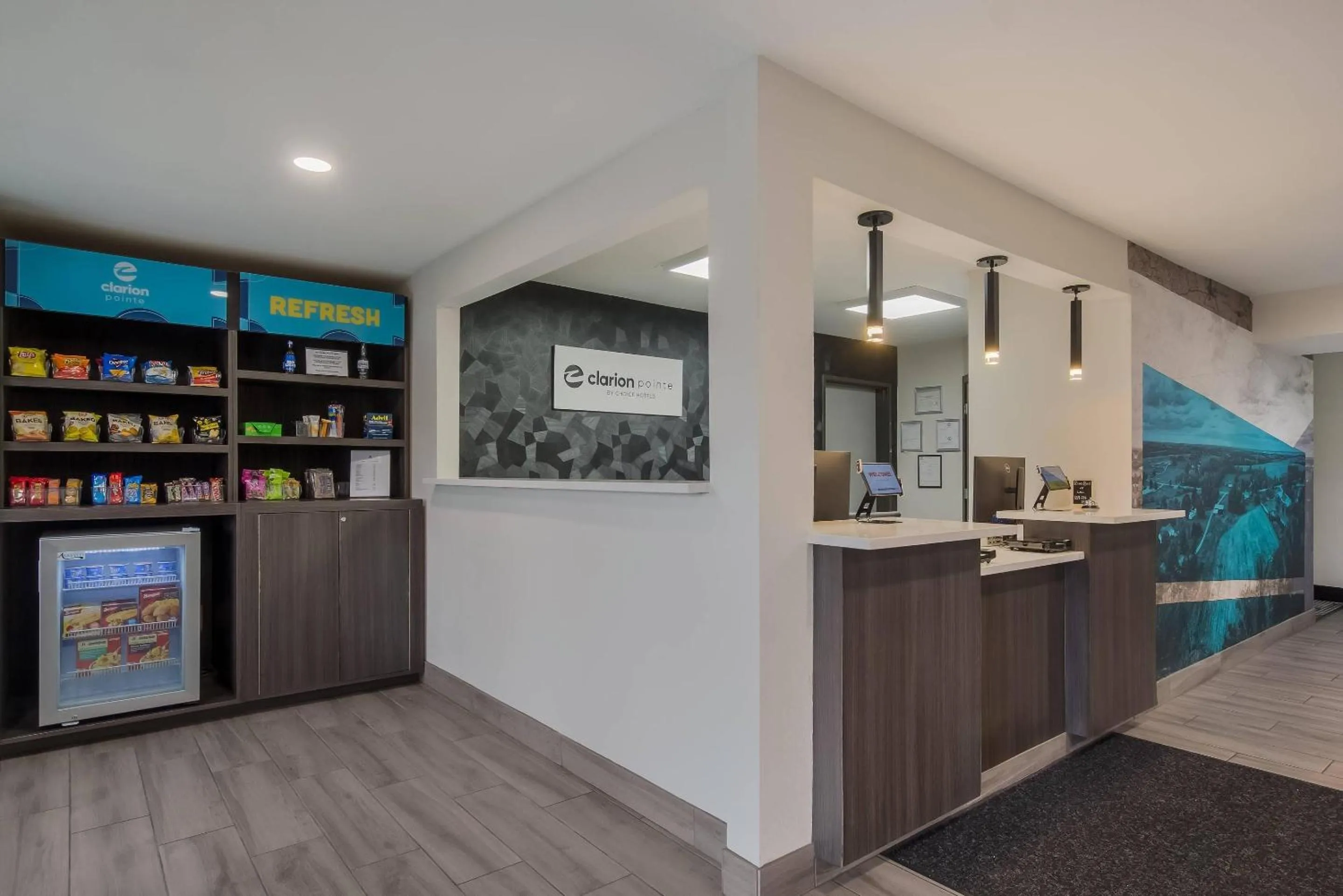 Lobby or reception in Clarion Pointe Harrodsburg-Danville