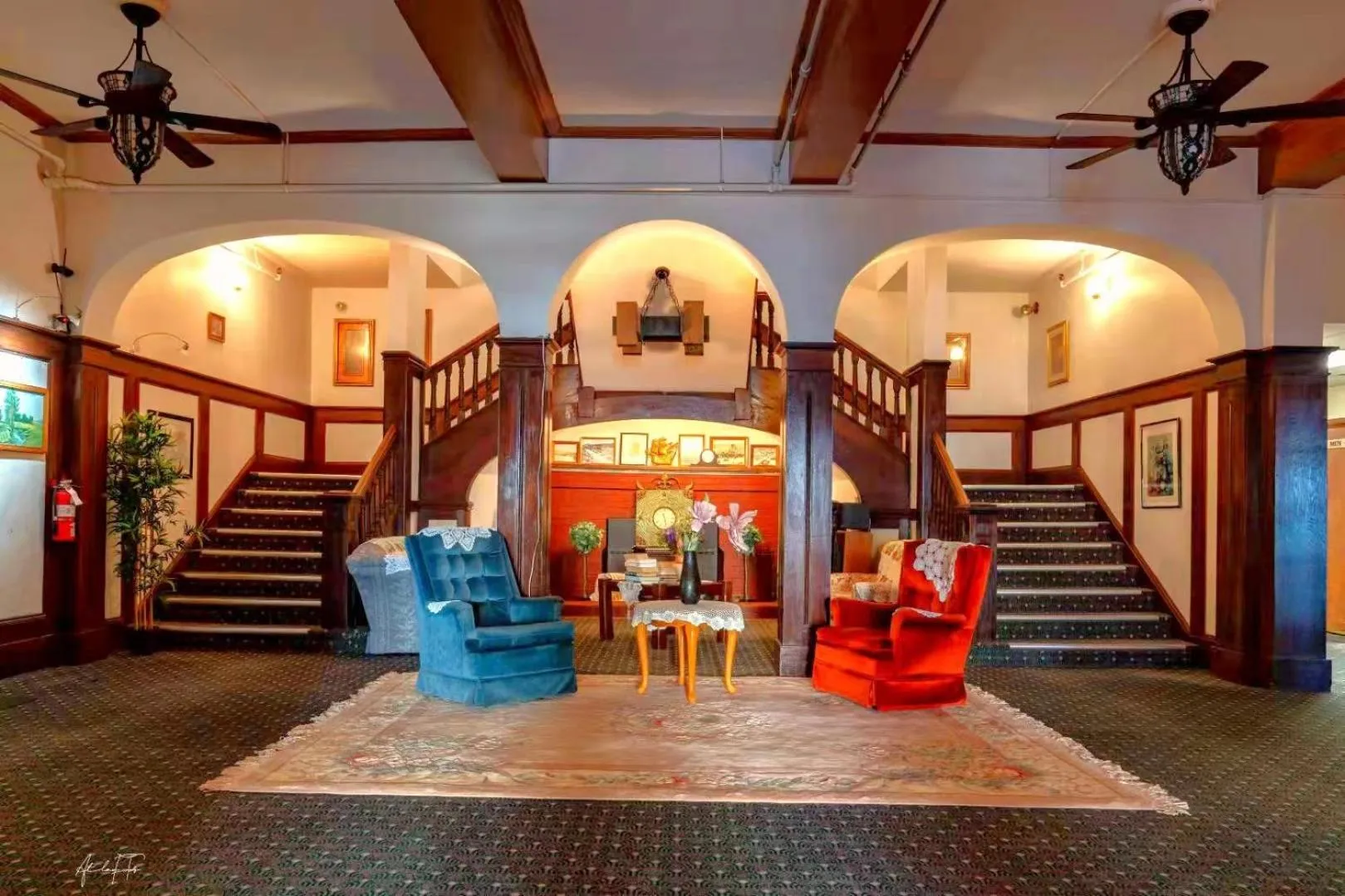 Property building in Rodmay Hotel