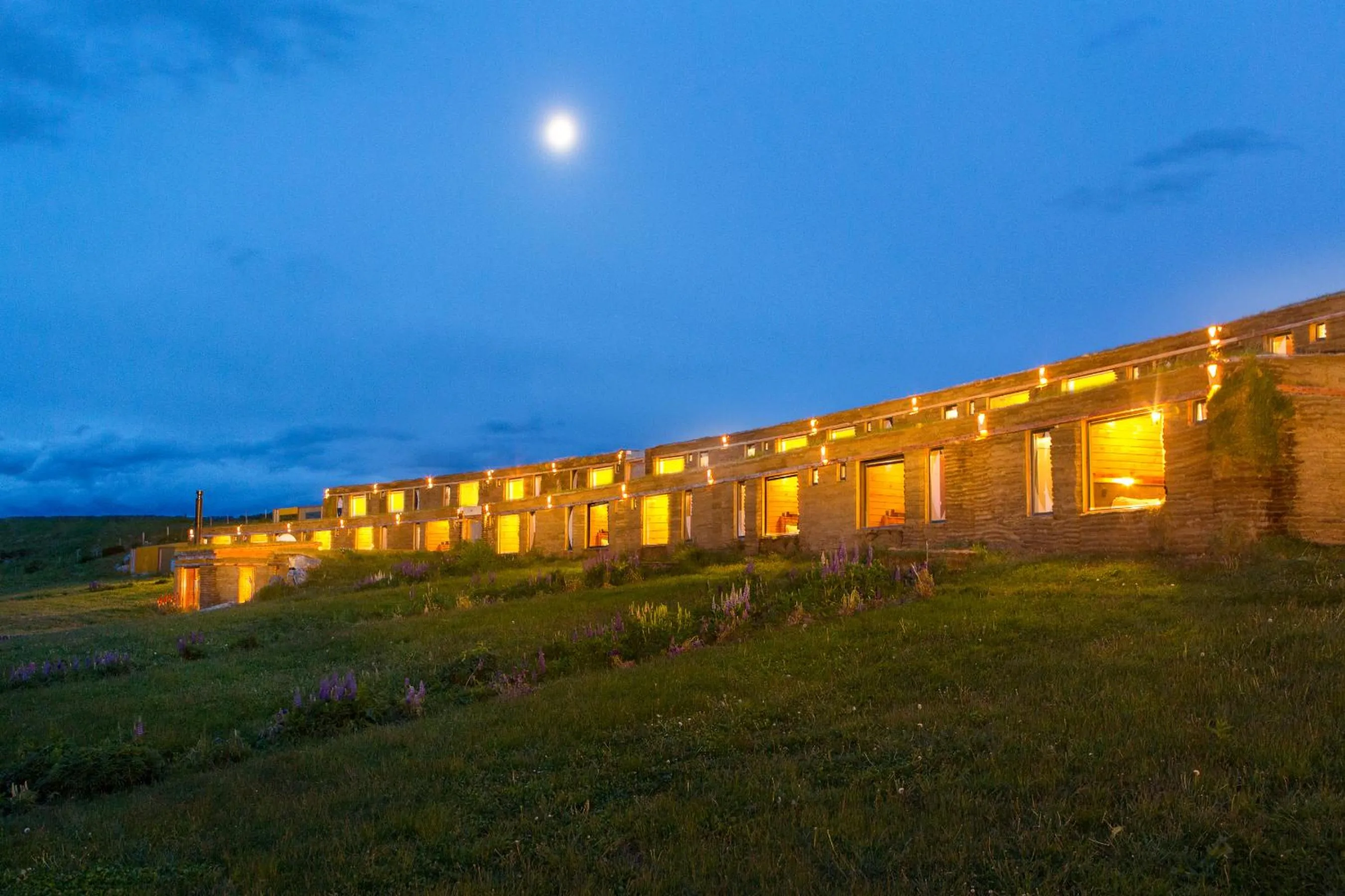 Facade/entrance in Hotel Altiplanico Puerto Natales
