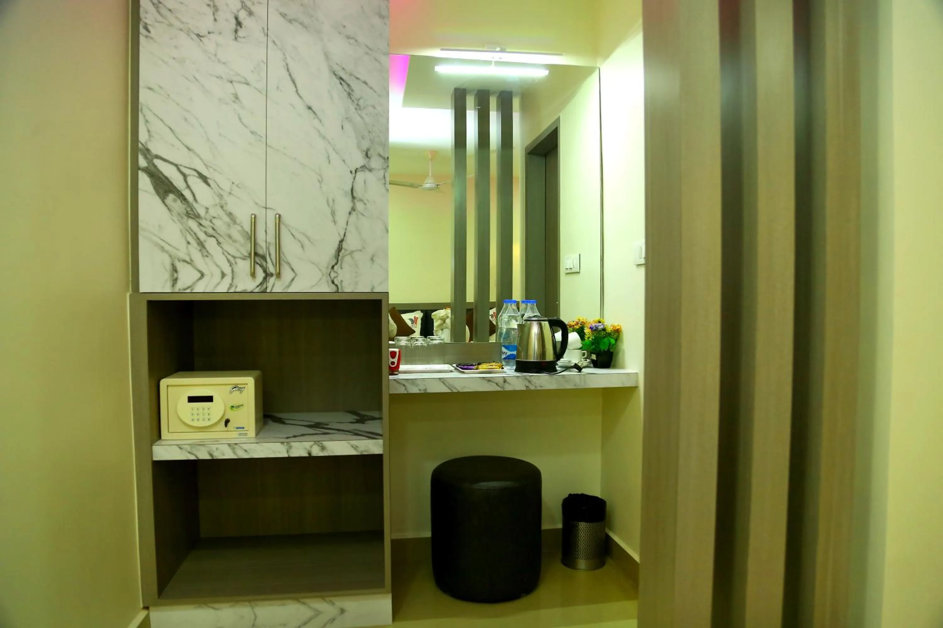 HOTEL KEK GRAND PARK