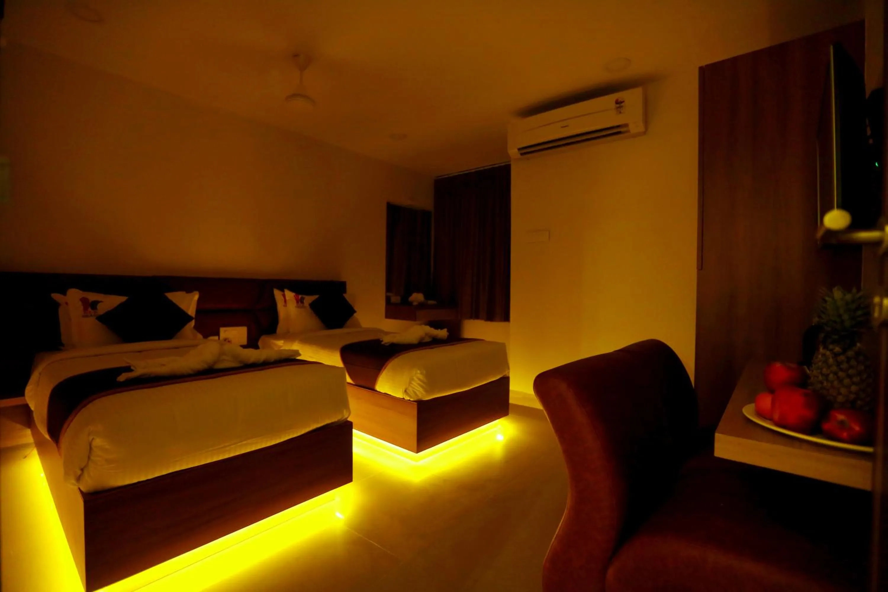 Bed in HOTEL KEK GRAND PARK