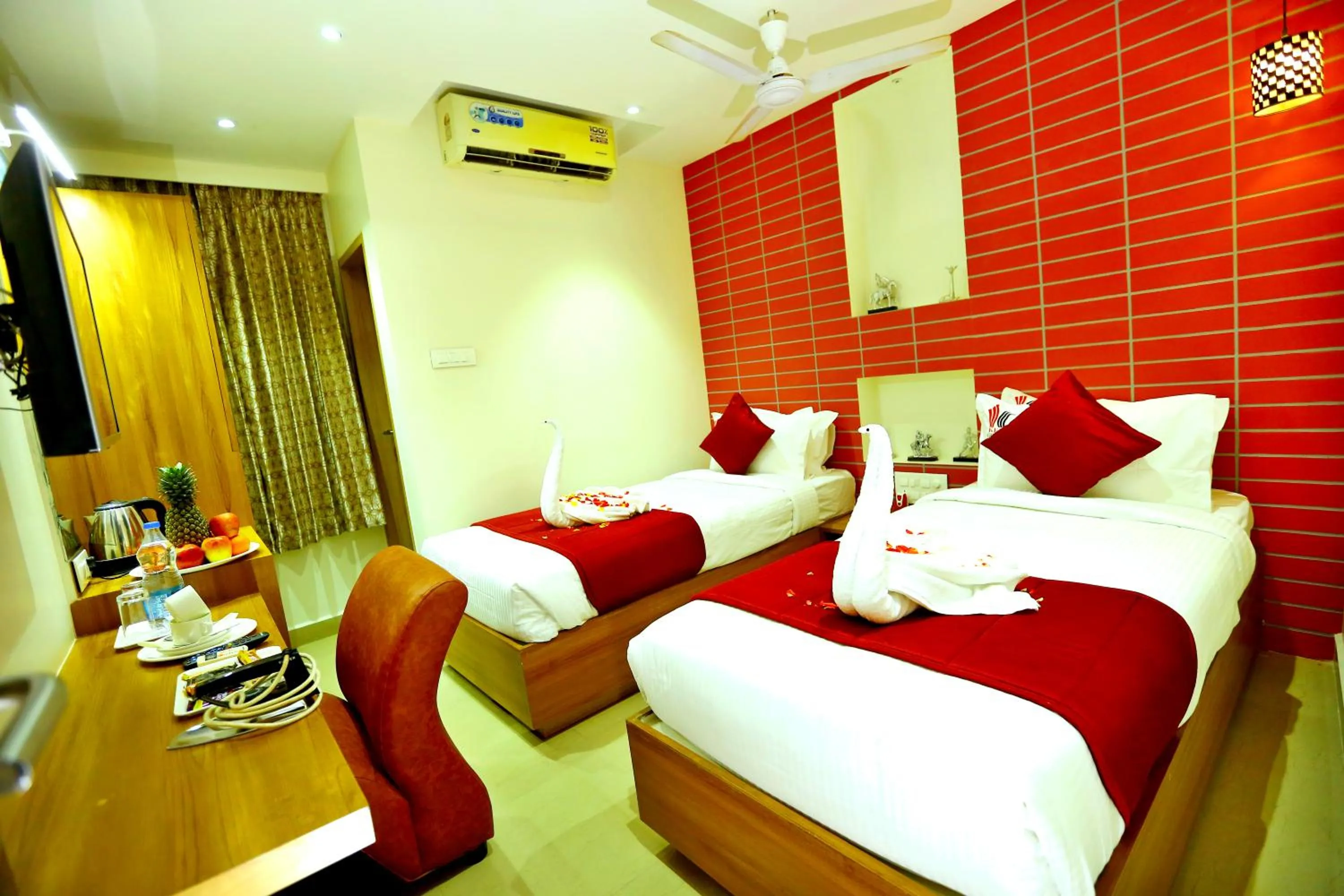 Bed in HOTEL KEK GRAND PARK