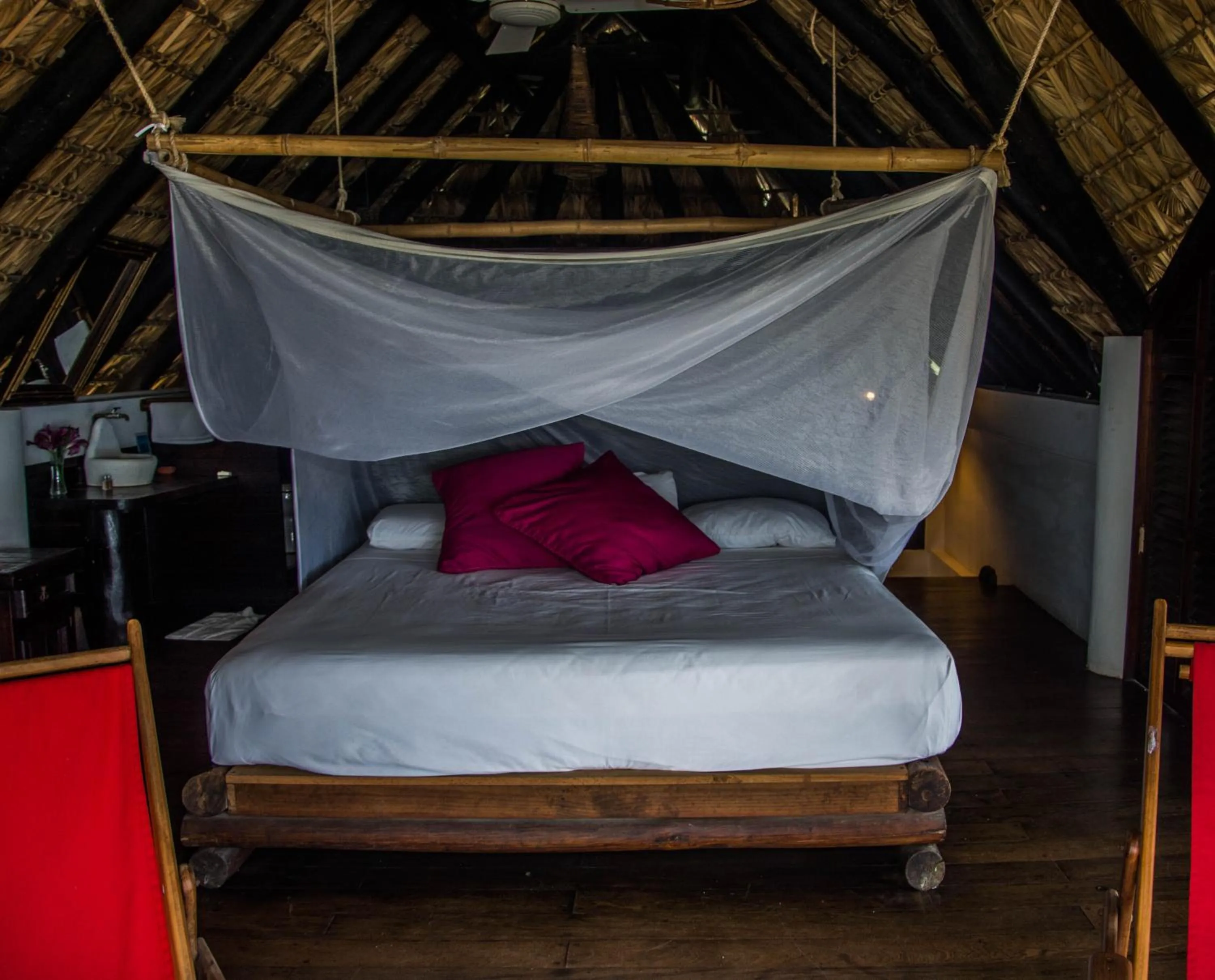 Bed in El Alquimista Yoga Spa