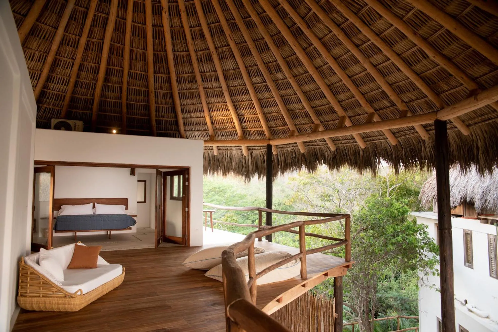 Bed in El Alquimista Yoga Spa