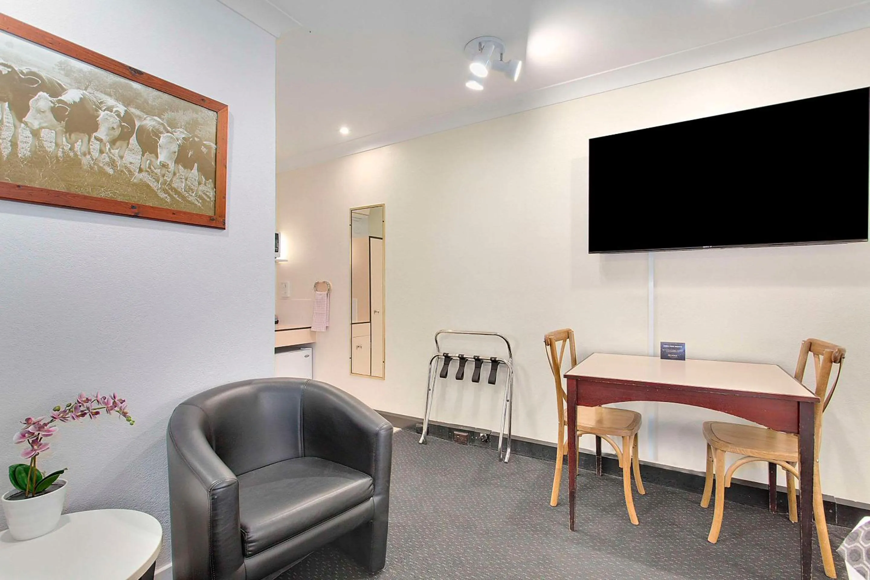 Bedroom in Econo Lodge Savannah Park Tamworth