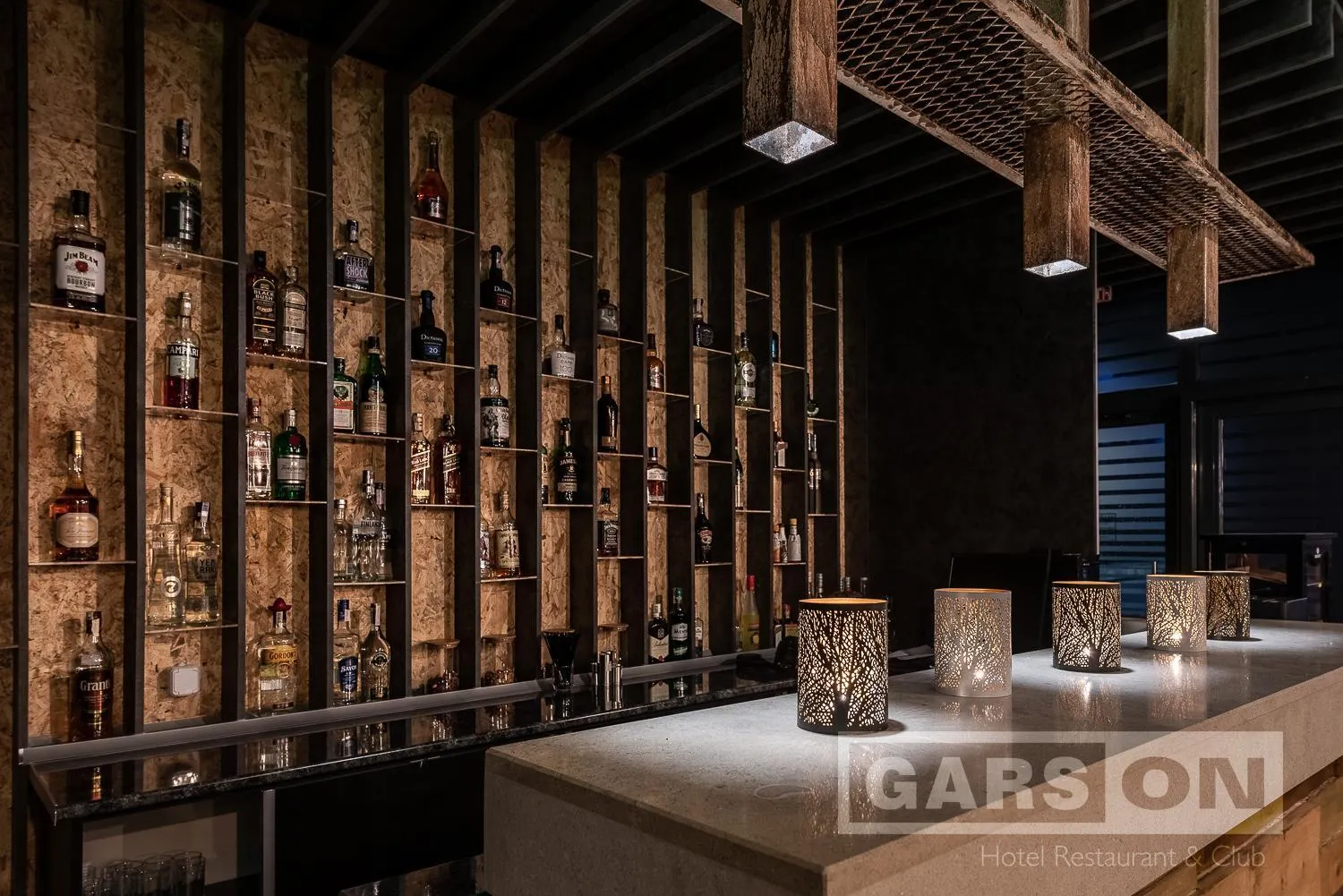 Nightclub / DJ in GarsON