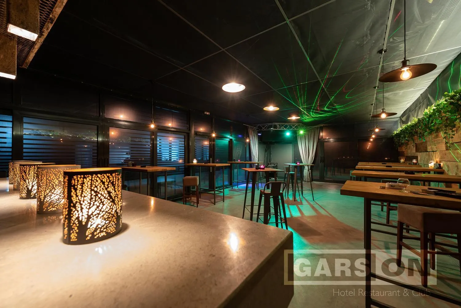 Nightclub / DJ in GarsON