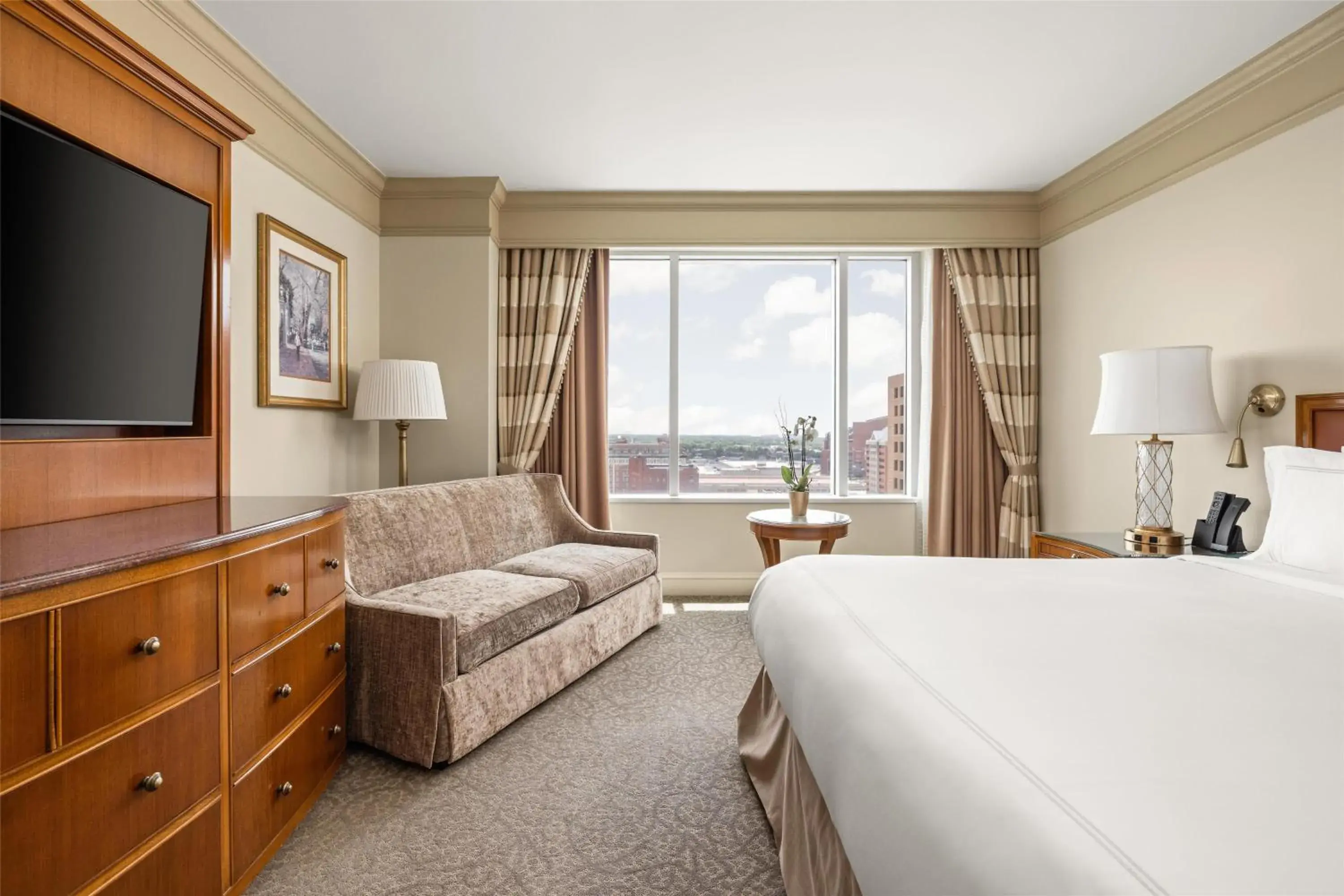 One-Bedroom Corner King Suite in Conrad Indianapolis One-Bedroom Corner King Suite in Conrad Indianapolis