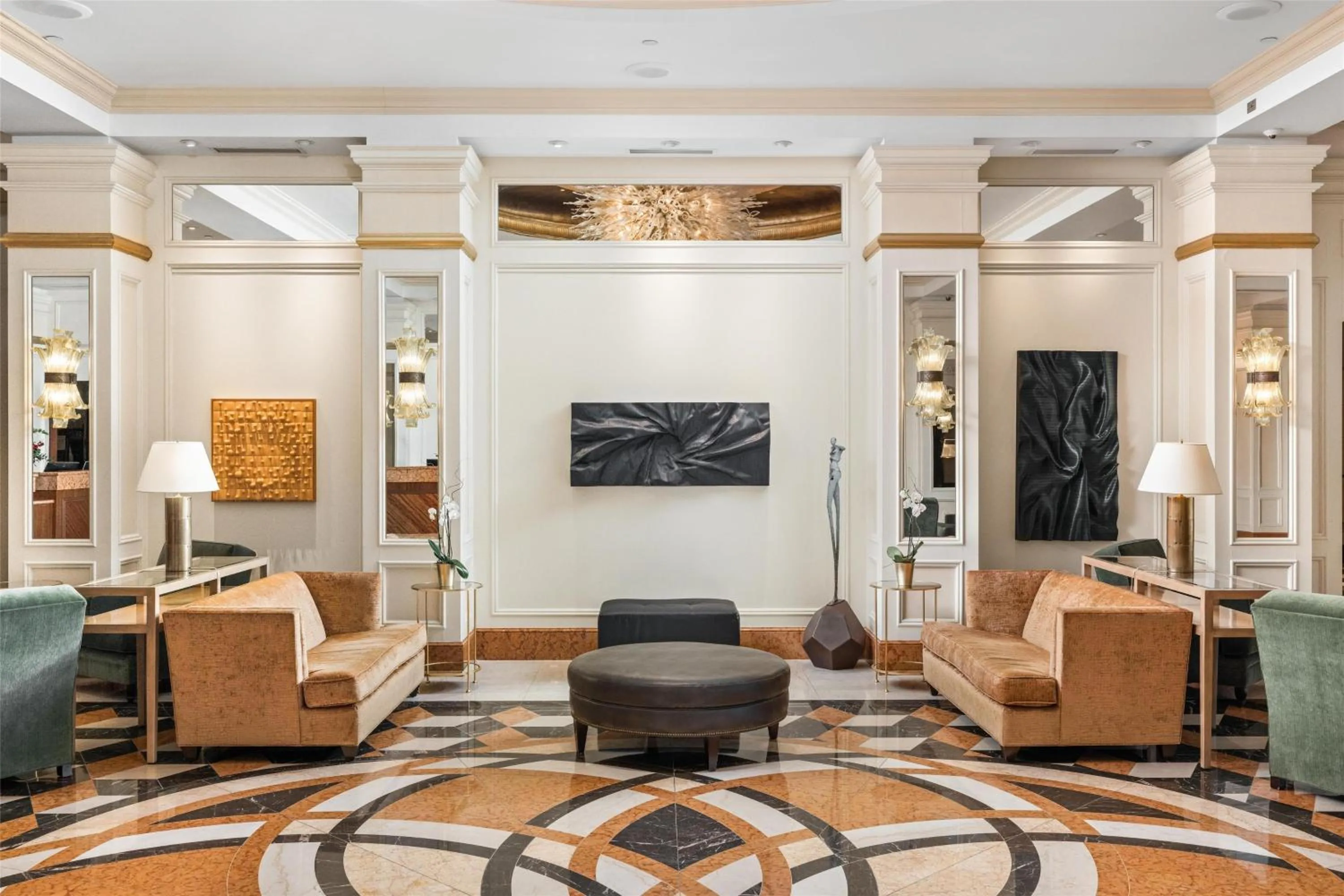 Lobby or reception in Conrad Indianapolis