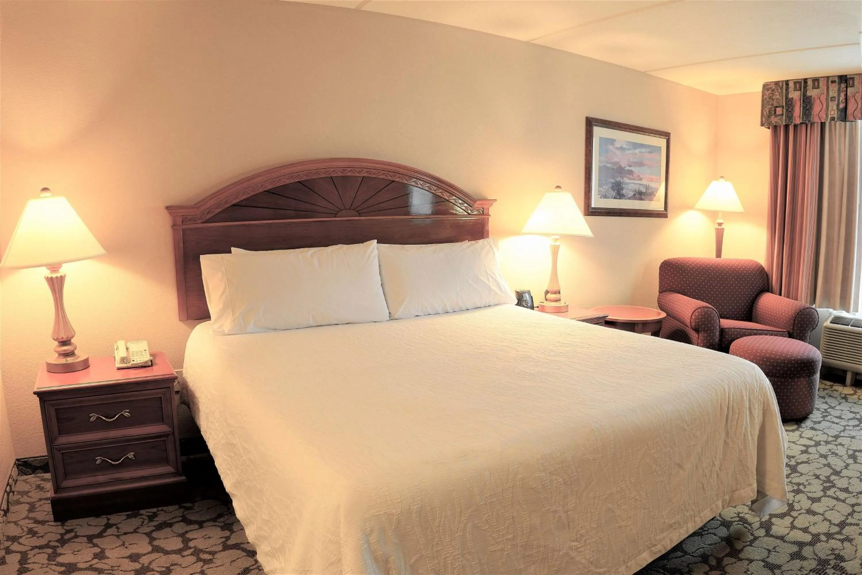 Bedroom, Bed in ACP Hotel Houston Westchase, MOD Collection by Sonesta