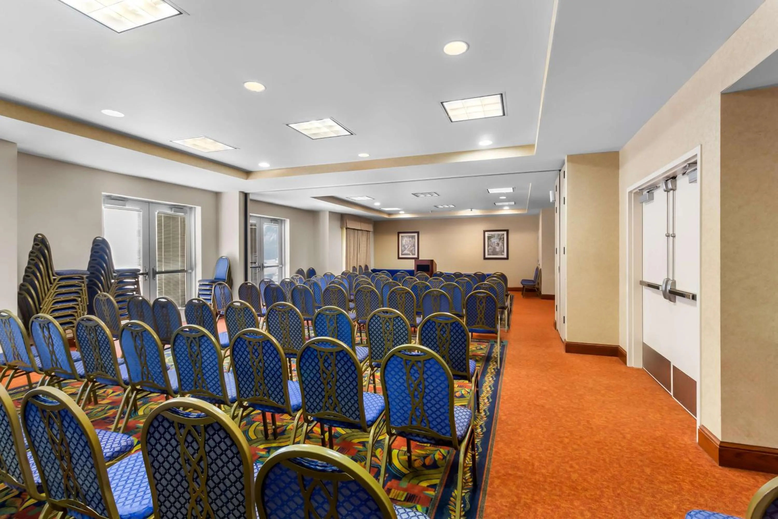 Meeting/conference room in ACP Hotel Houston Westchase, MOD Collection by Sonesta