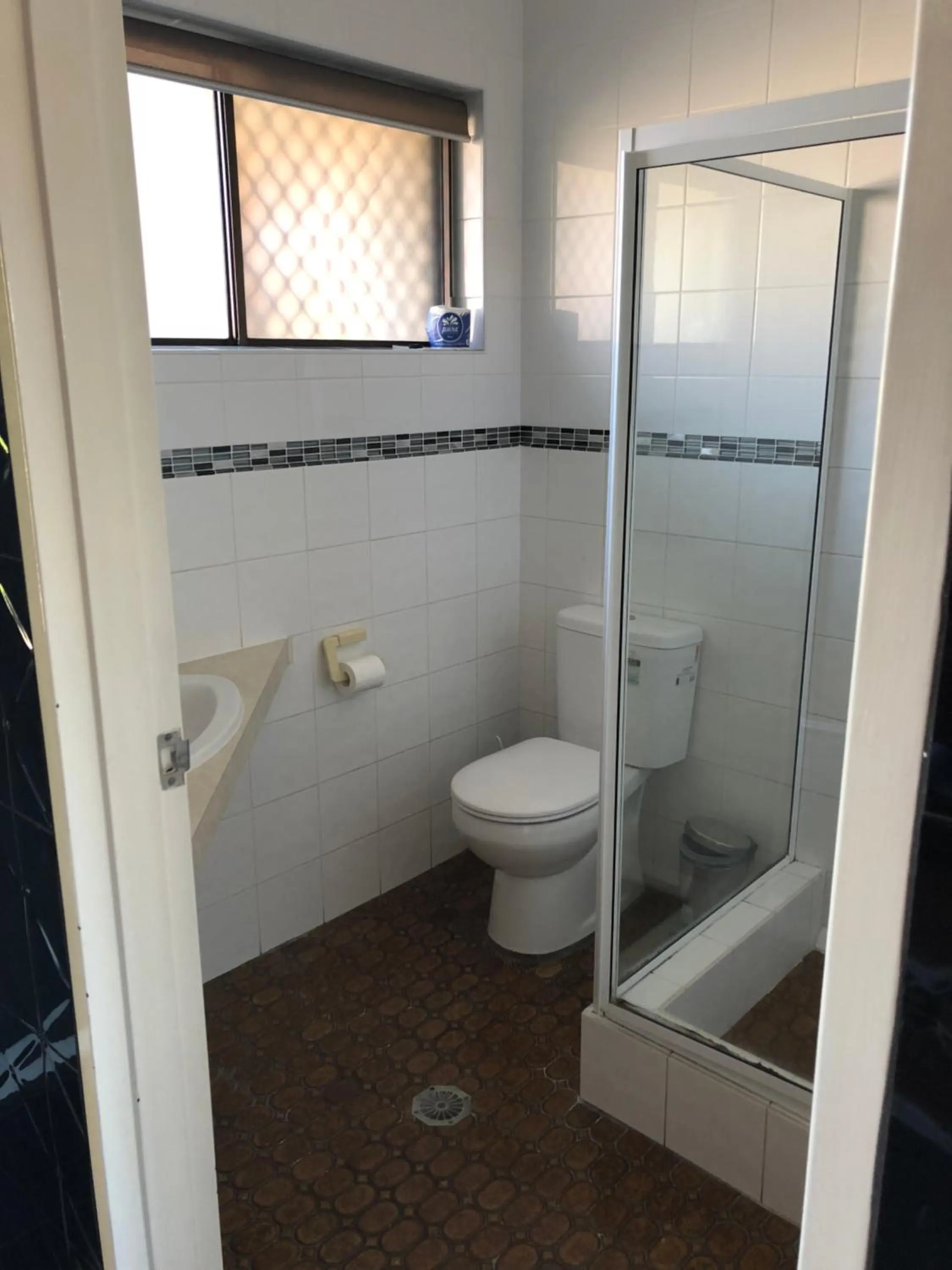 Bathroom in Tamworth Central Motel