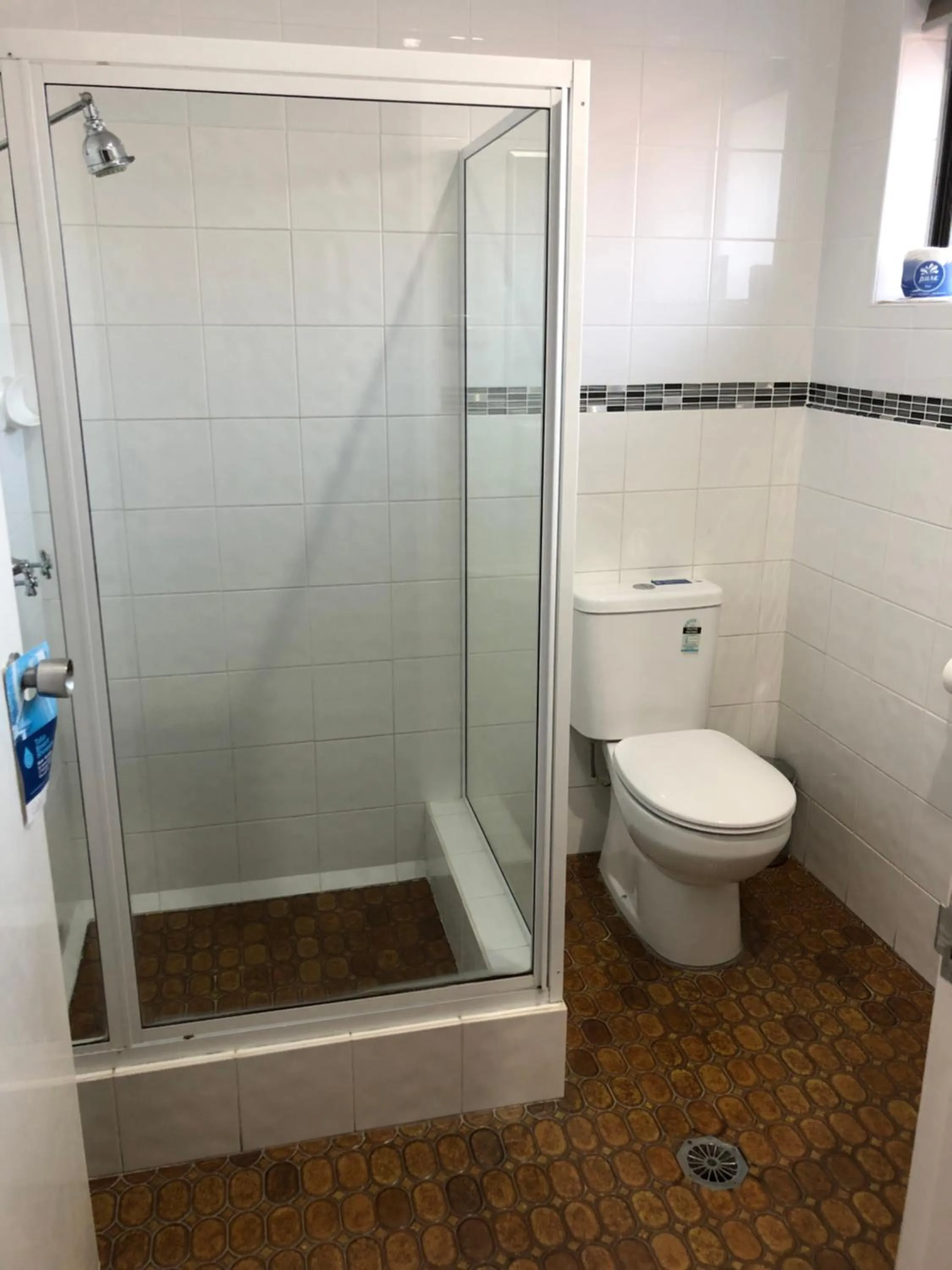 Shower in Tamworth Central Motel