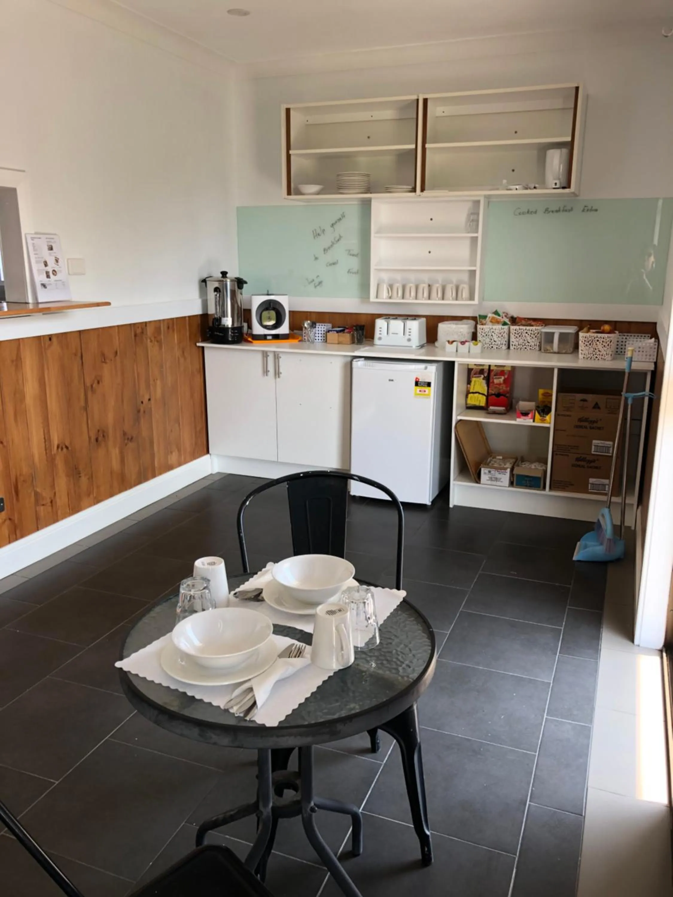 Dining area in Tamworth Central Motel