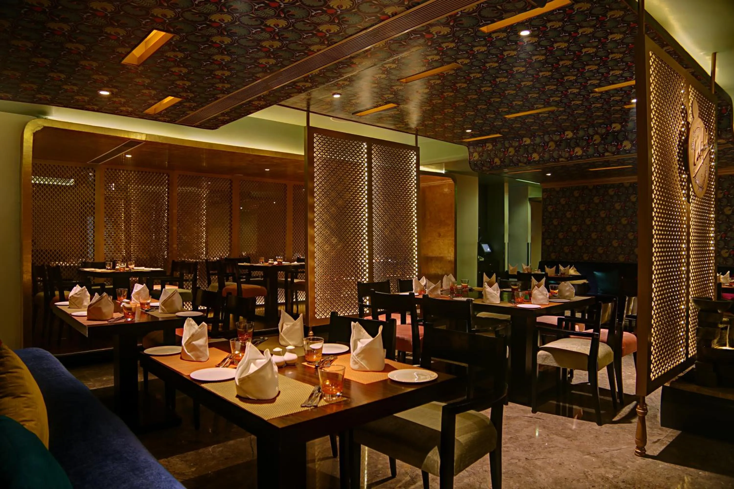 Restaurant/places to eat in Mosaic Original,Noida