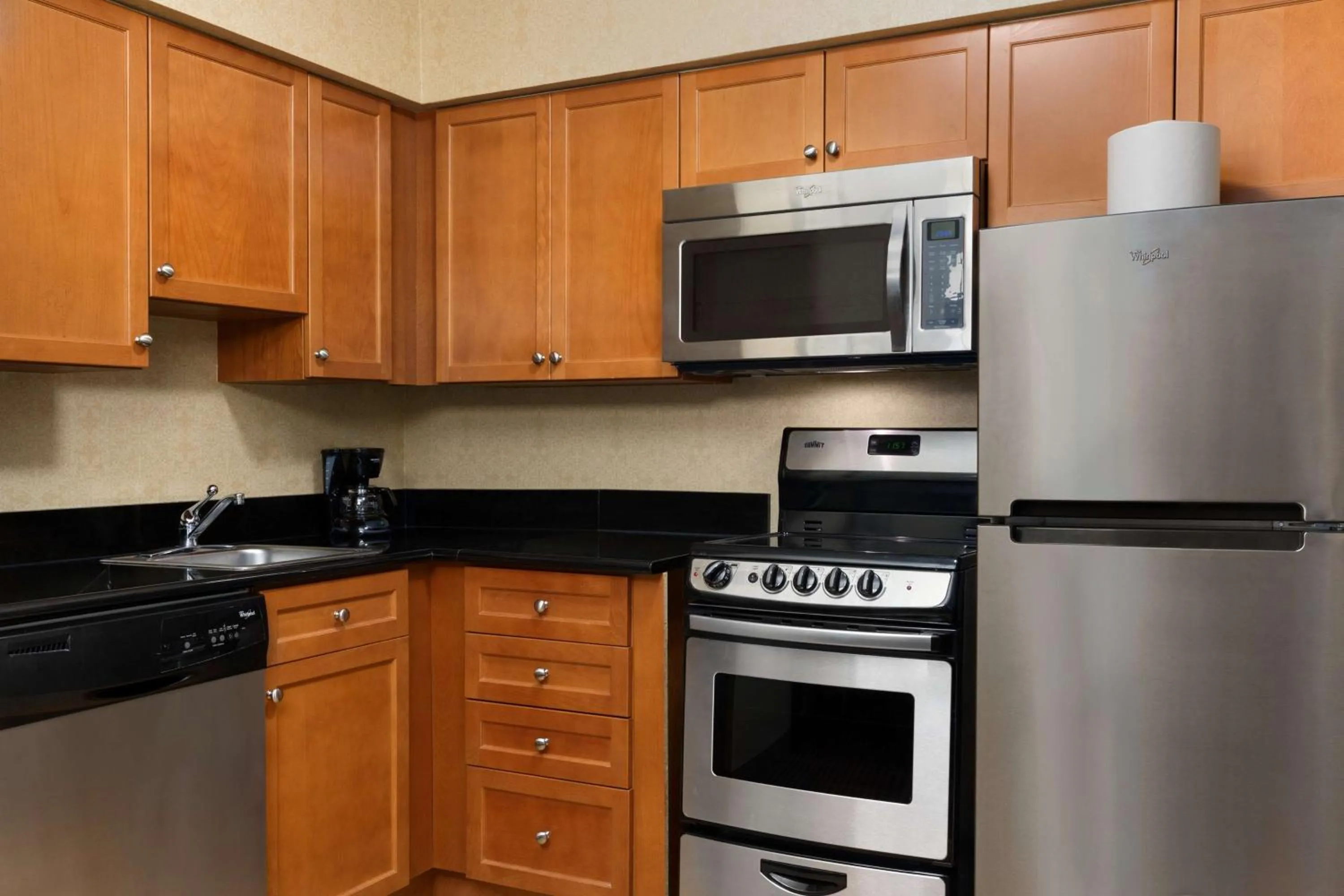 Kitchen or kitchenette in Homewood Suites by Hilton Houston-Westchase