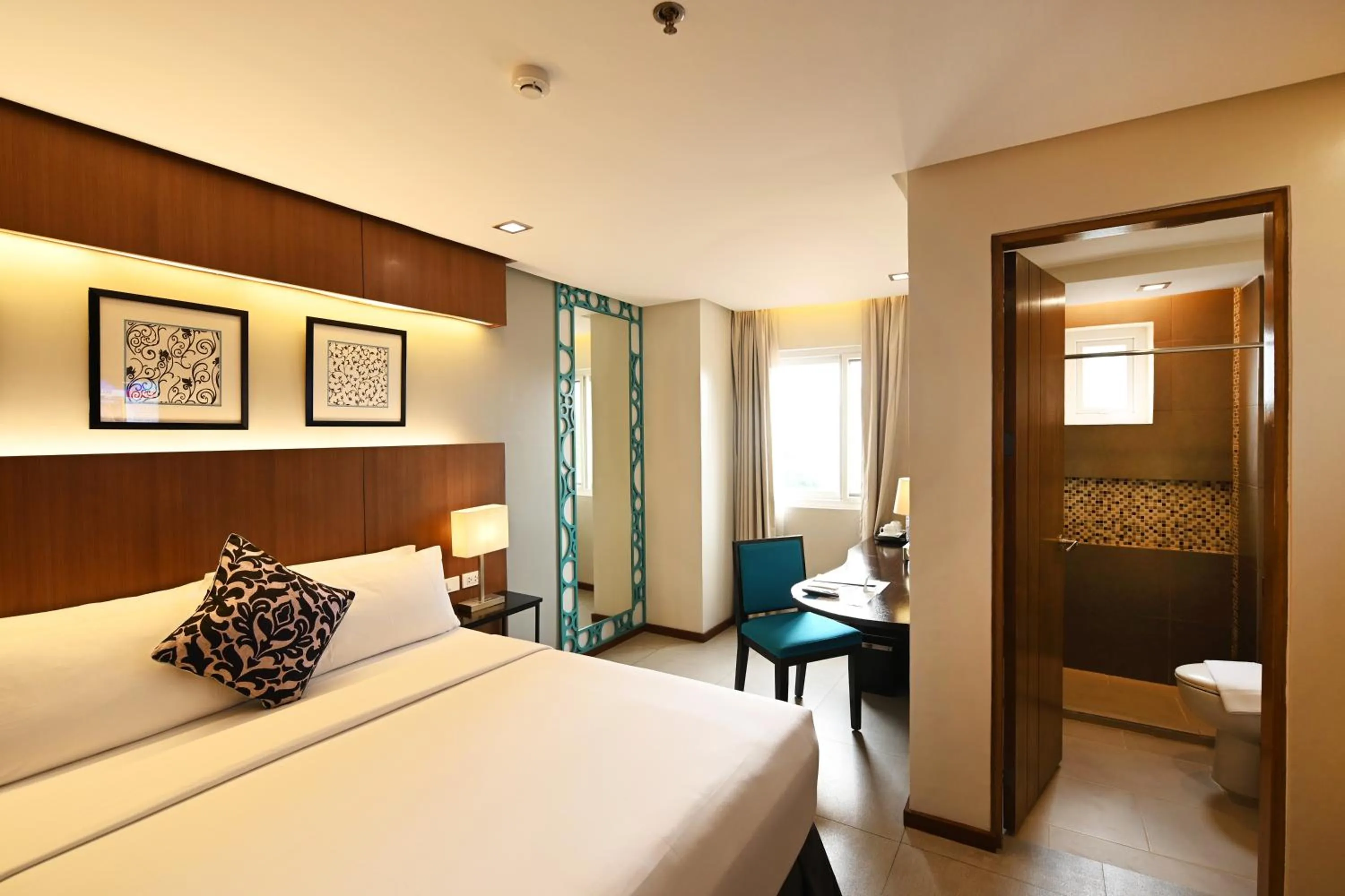 Bed in St Mark Hotel