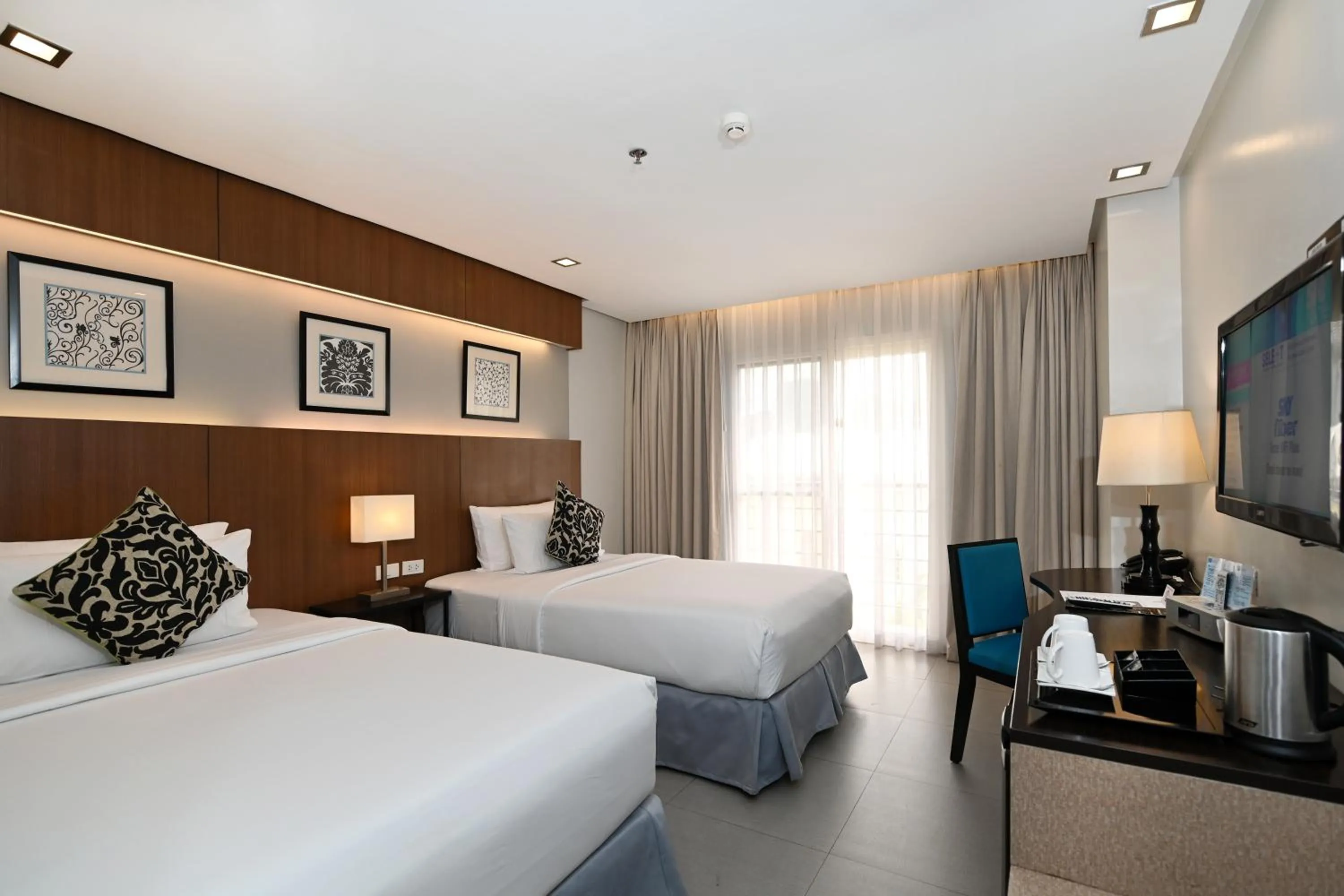 Bed in St Mark Hotel