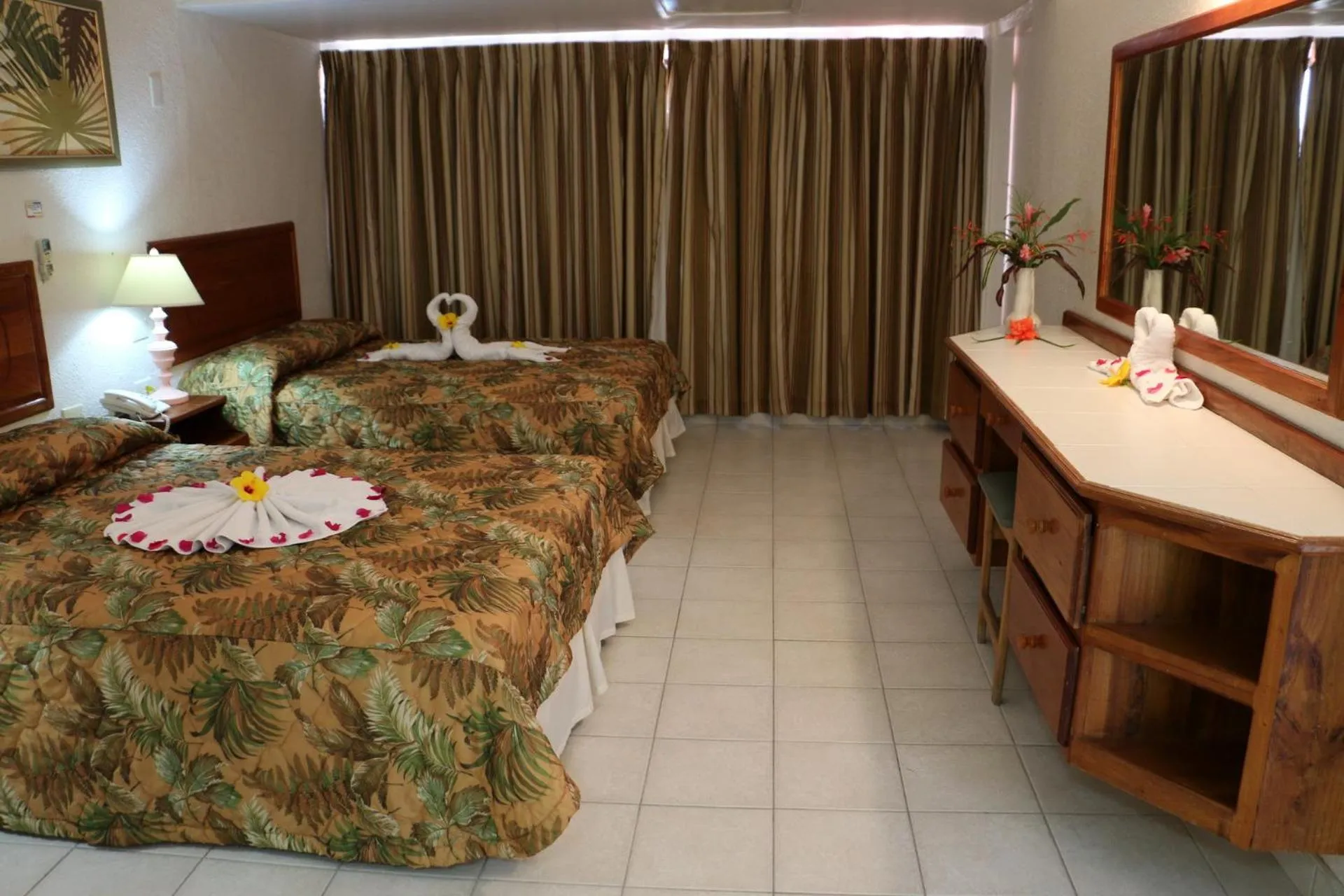 Bedroom, Bed in Crown Point Beach Hotel