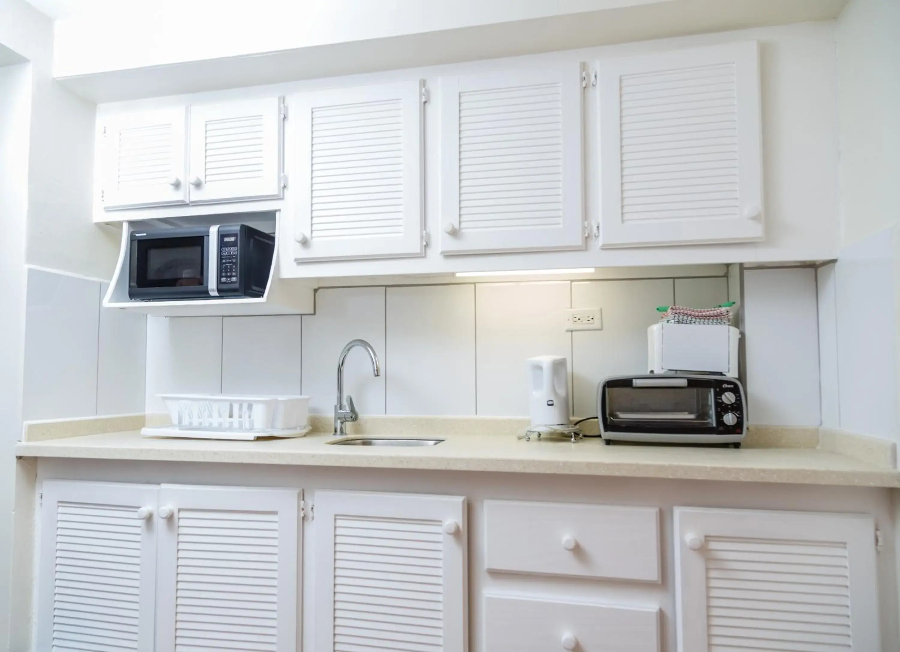 Double or Twin Room with Sea View in Crown Point Beach Hotel Double or Twin Room with Sea View in Crown Point Beach Hotel