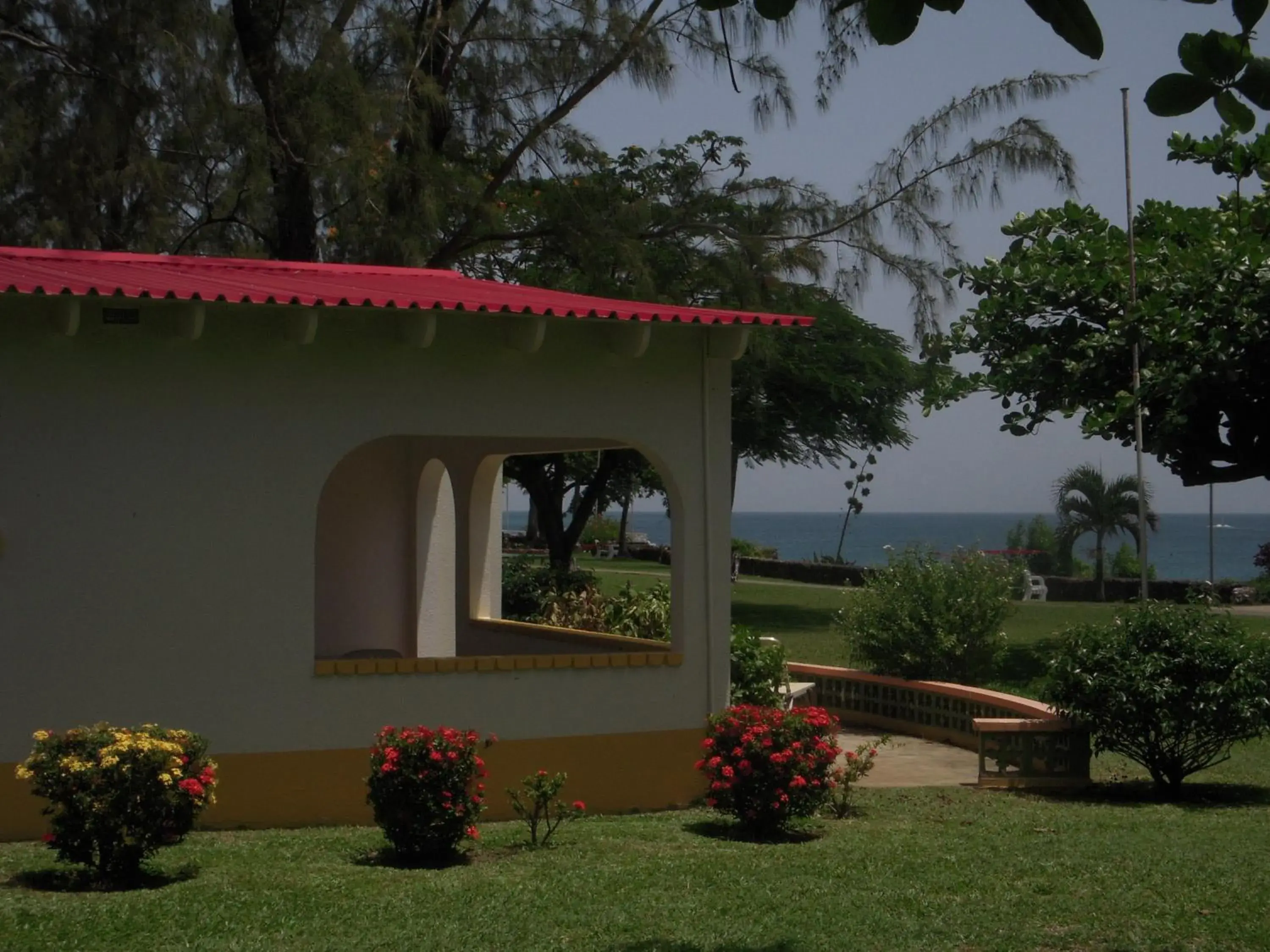 Standard Double or Twin Room with Sea View in Crown Point Beach Hotel Standard Double or Twin Room with Sea View in Crown Point Beach Hotel