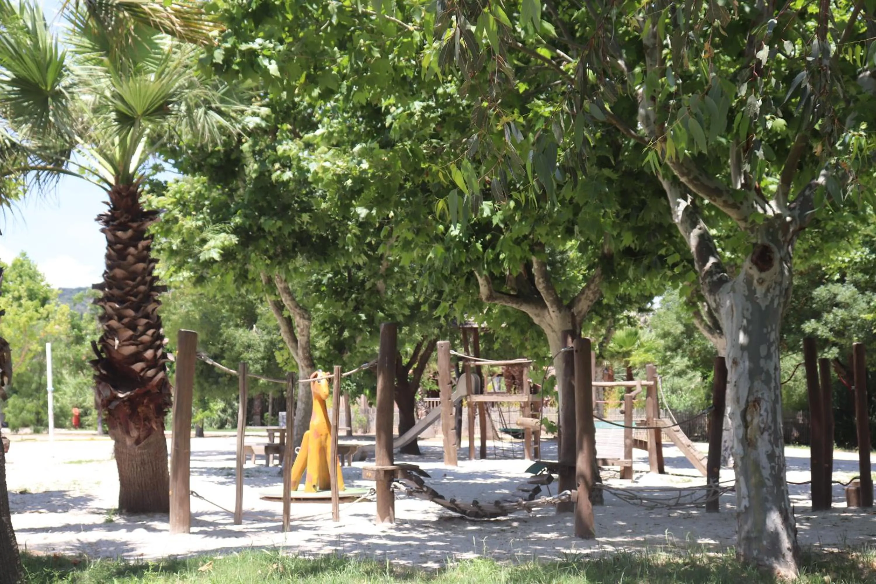 People in Mobil Homes Vacances