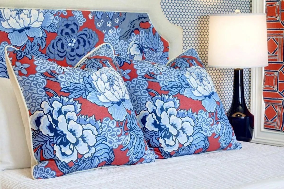 Bed in El Rey Collection 6