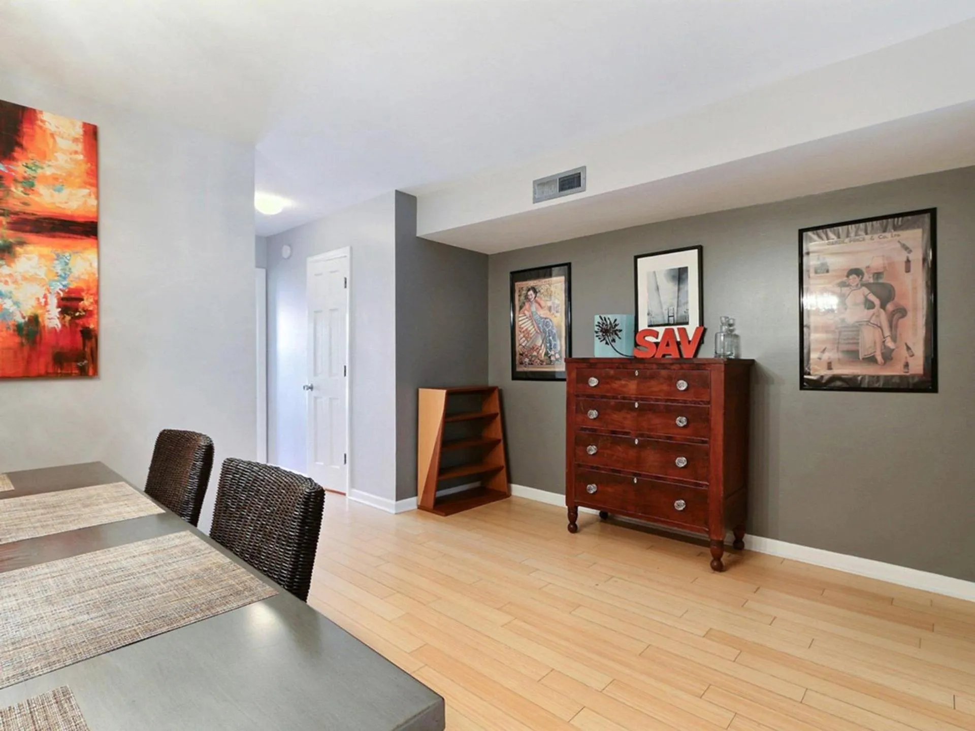 Bed in Pickett`s Place