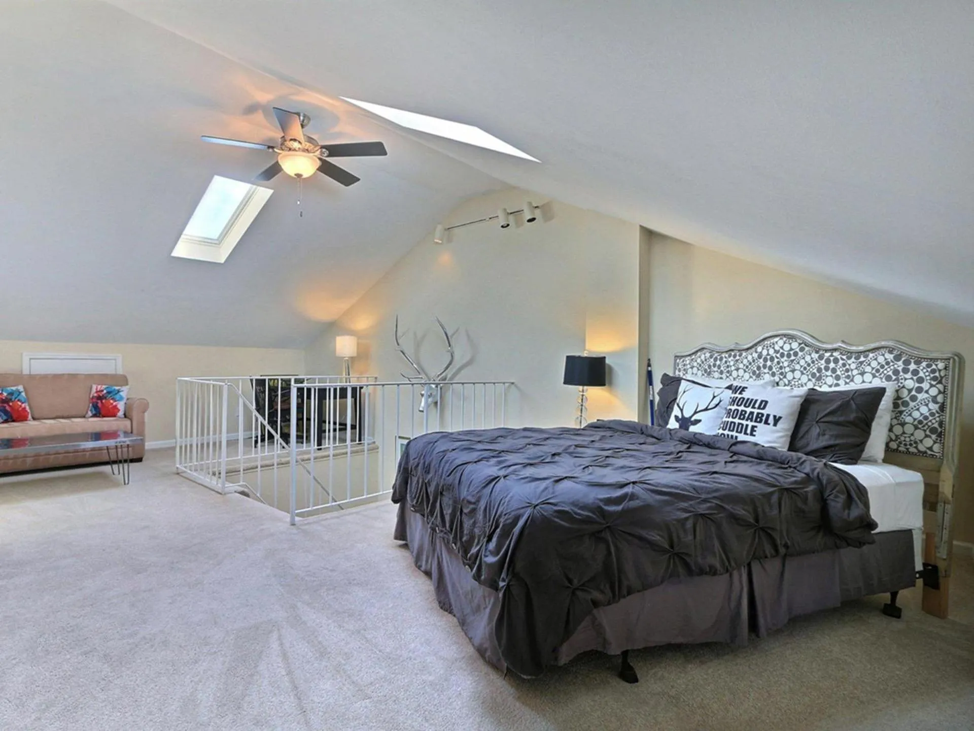 Bed in Pickett`s Place