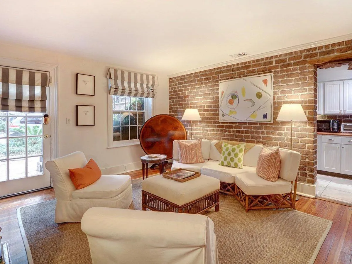 Jones Street Retreat