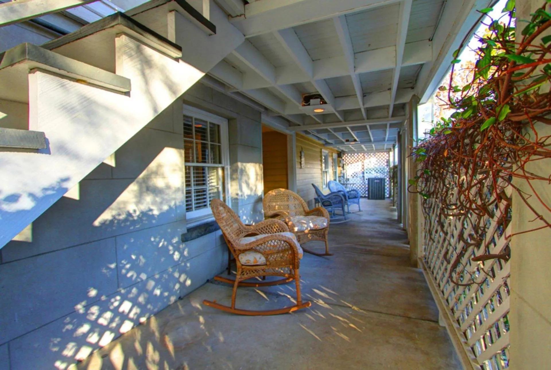 Bird Baldwin Magnolia Suite