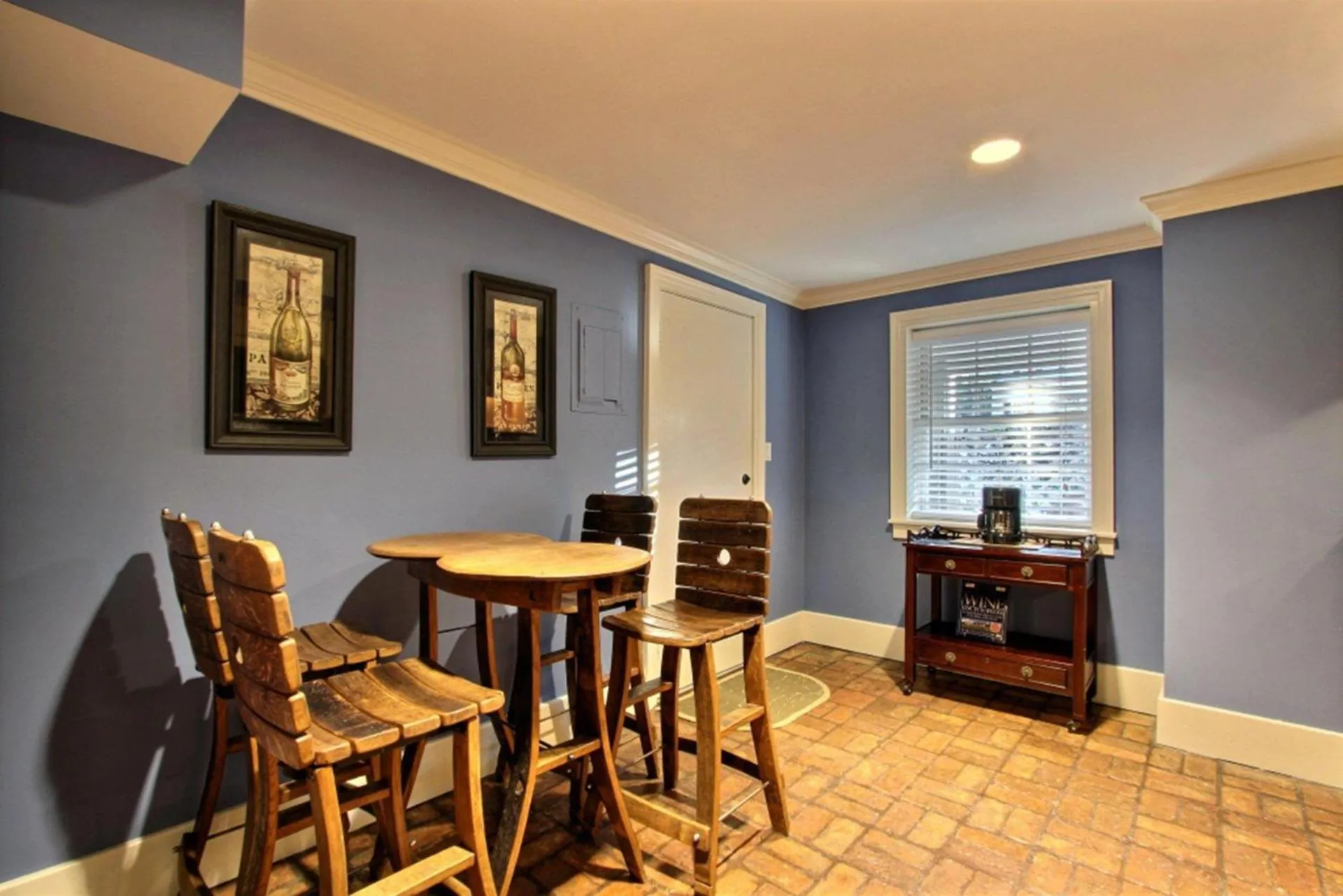 Bird Baldwin Magnolia Suite