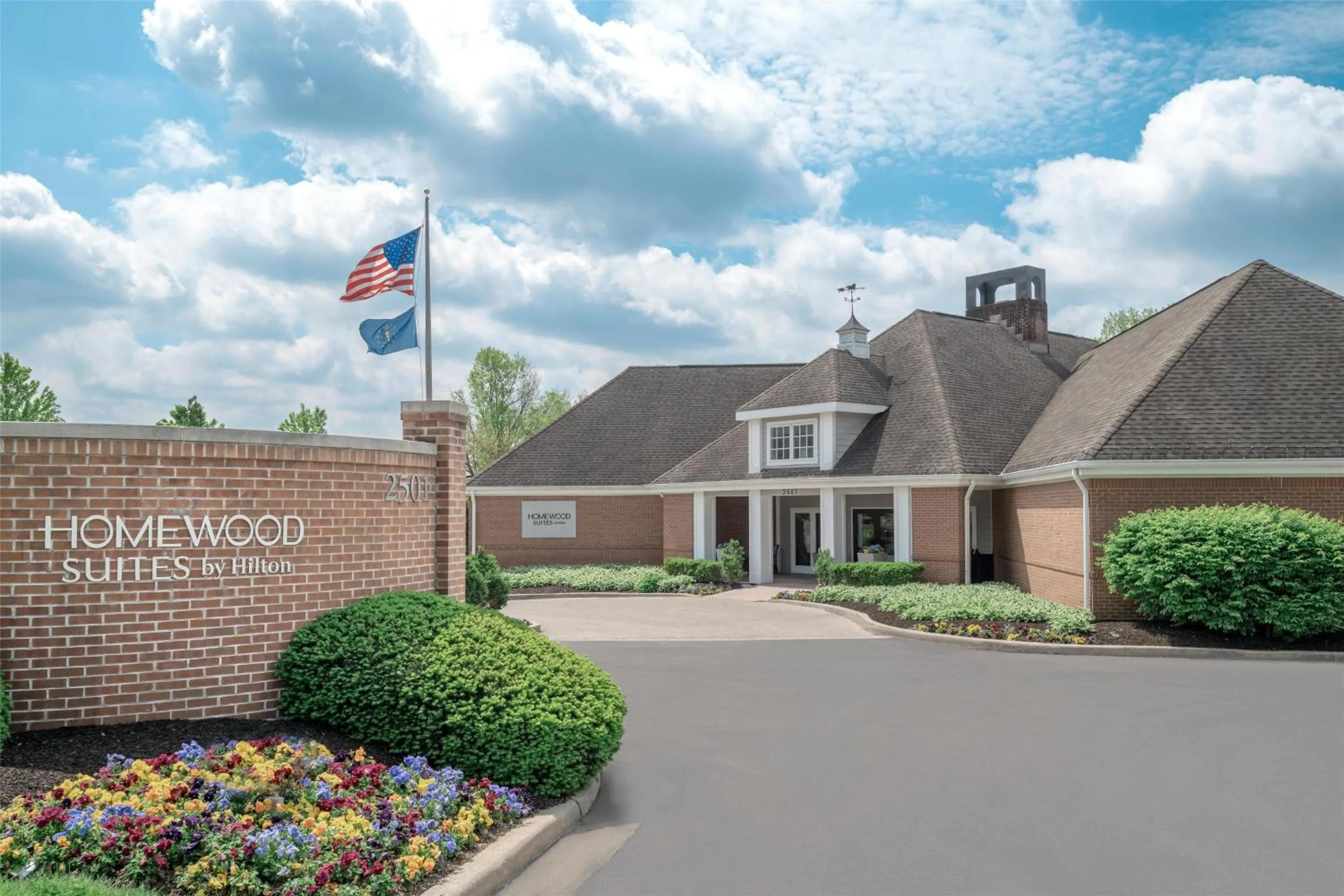 Property building in Homewood Suites by Hilton Indianapolis At The Crossing