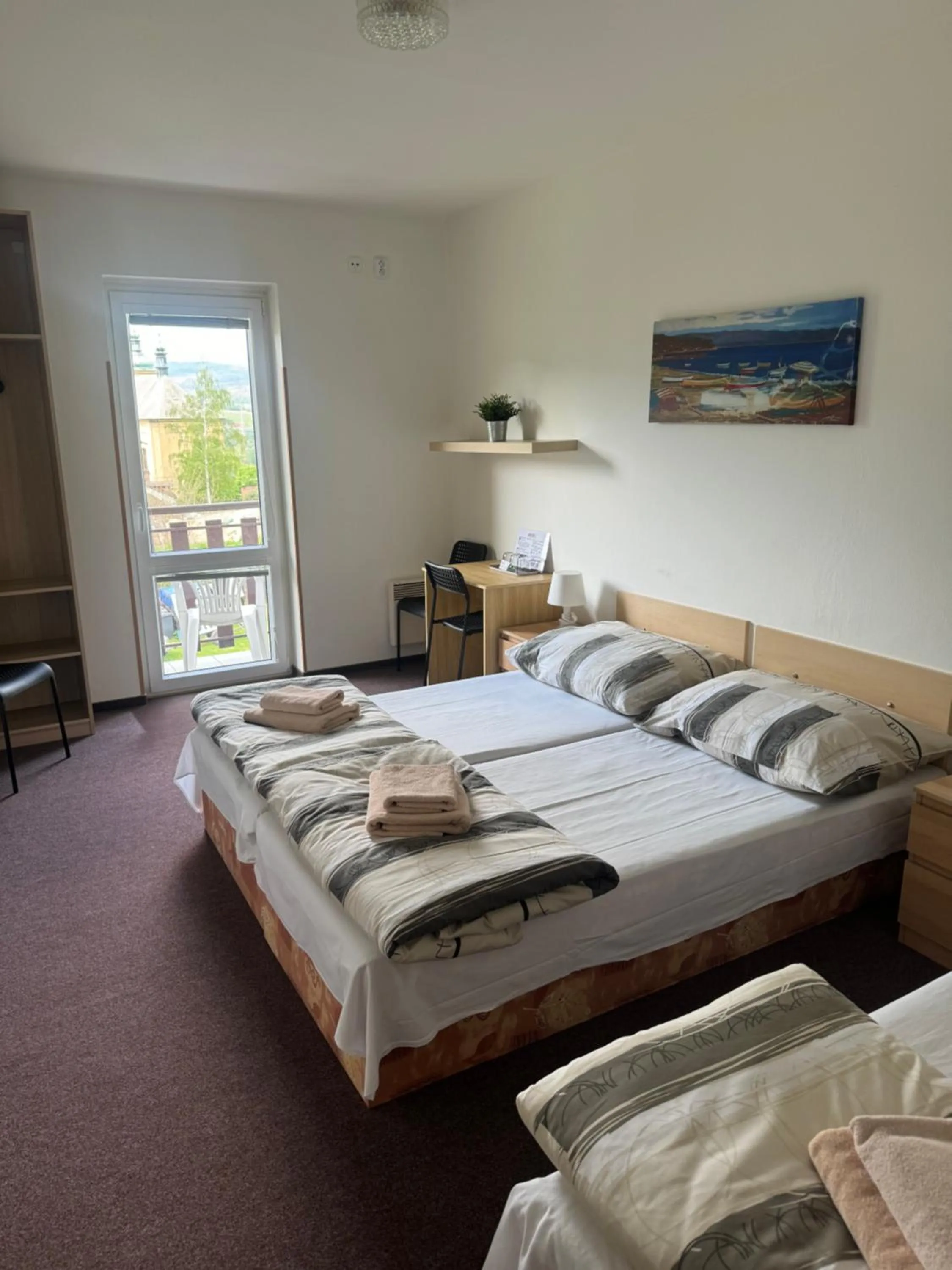 Bed in Hotel Formule