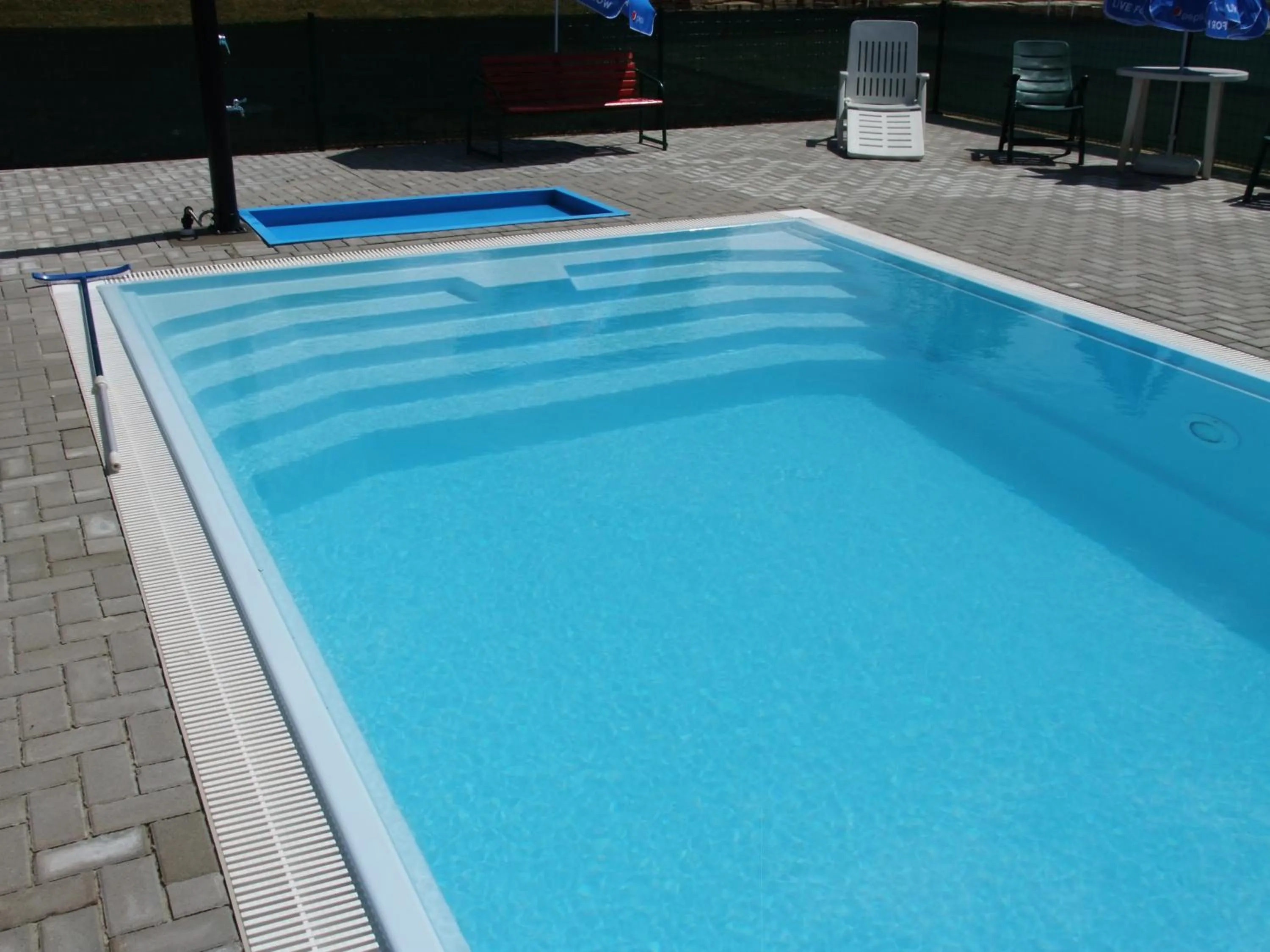 Swimming pool in Hotel Formule