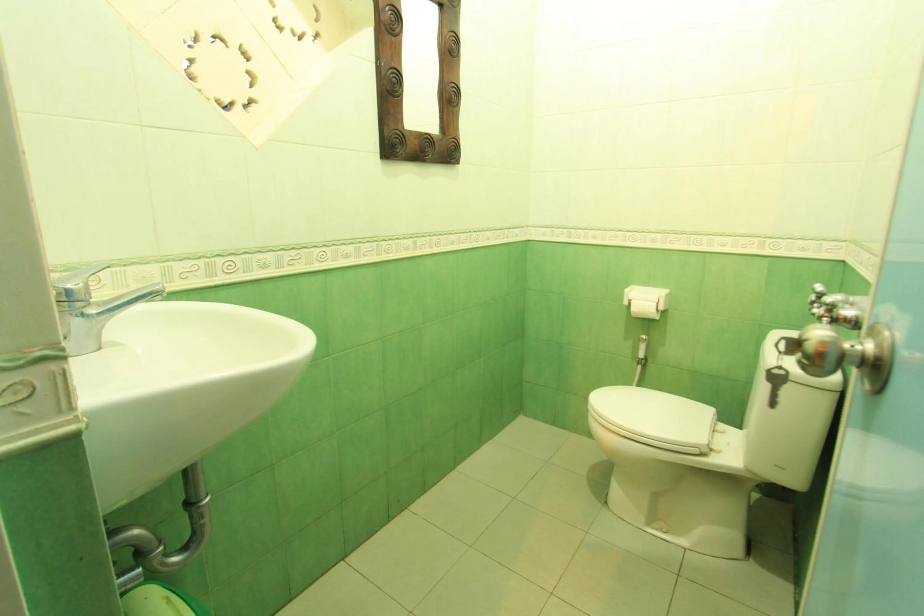 Toilet in Duana's Homestay