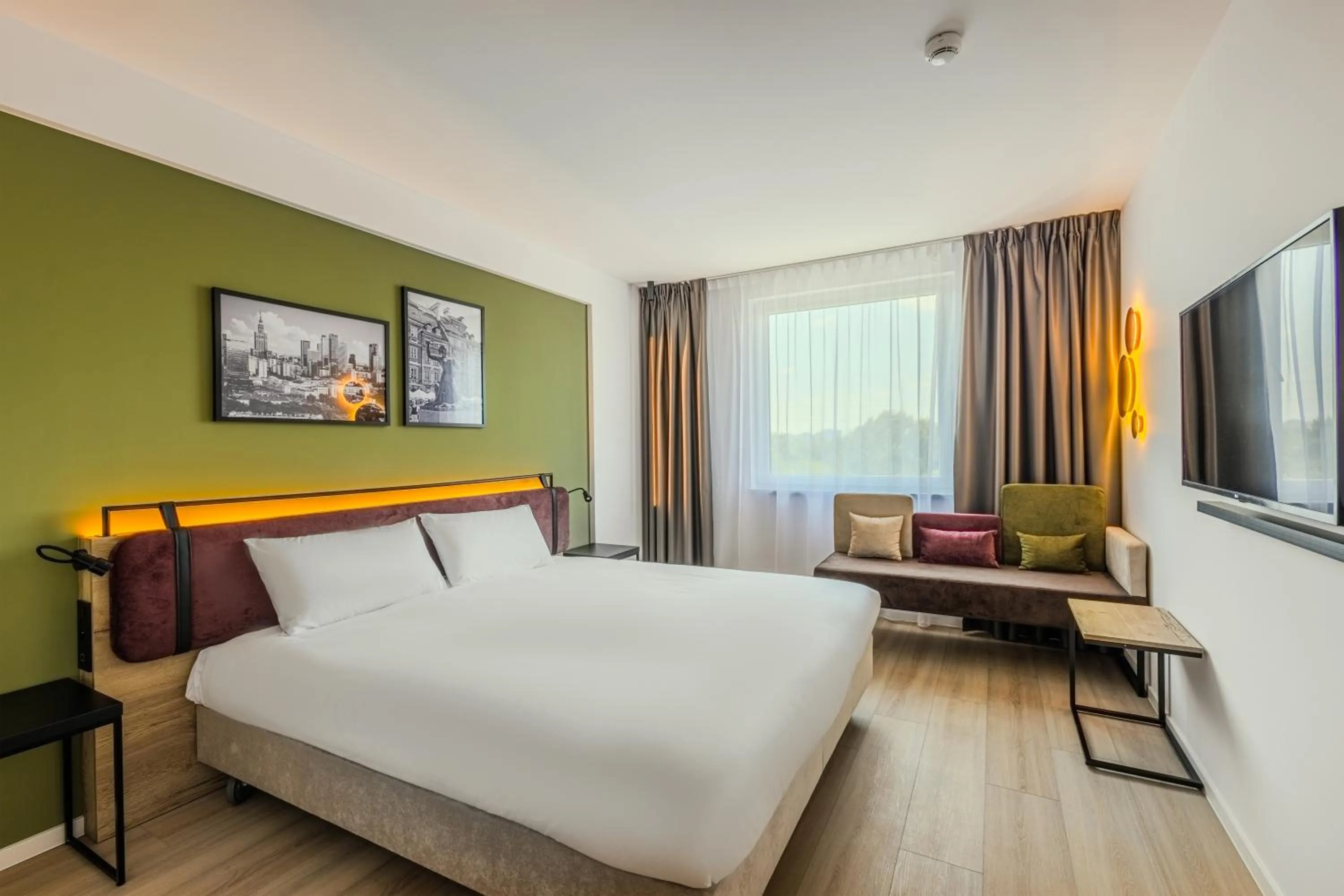 Photo of the whole room, Bed in Campanile Warszawa Północ