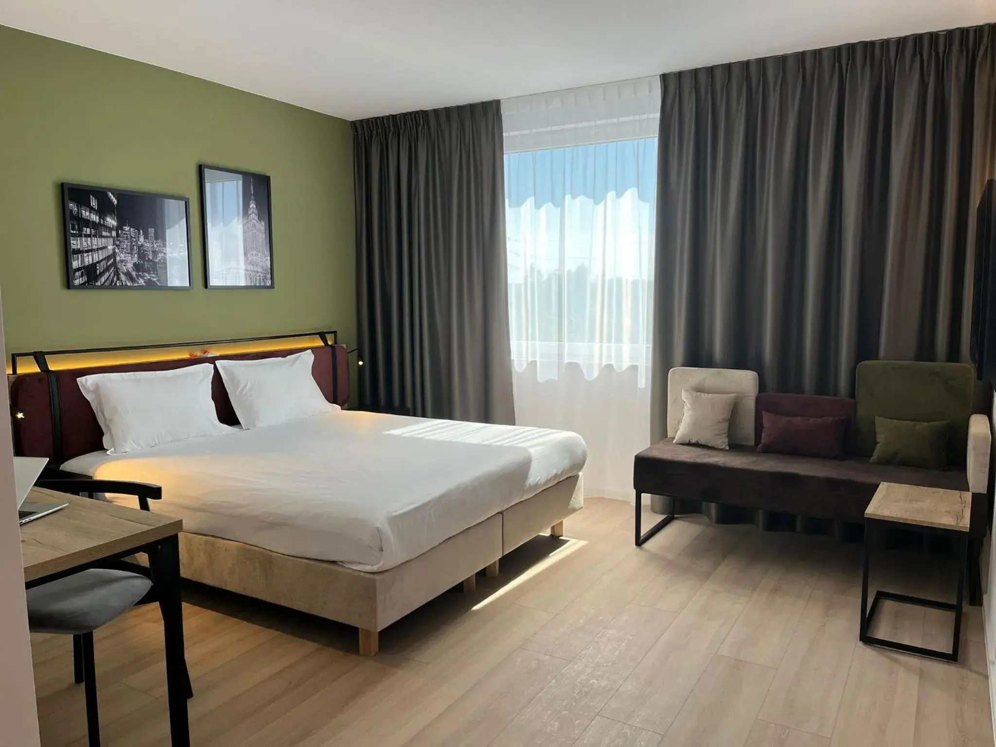 Standard King Room in Campanile Warszawa Północ Standard King Room in Campanile Warszawa Północ