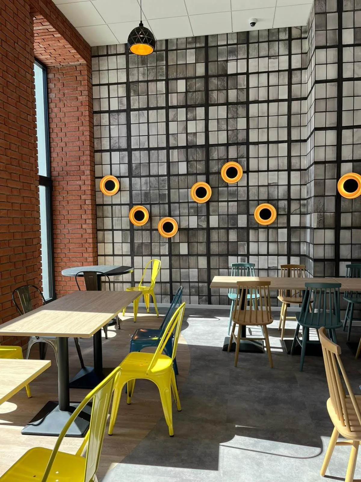 Restaurant/places to eat in Campanile Warszawa Północ