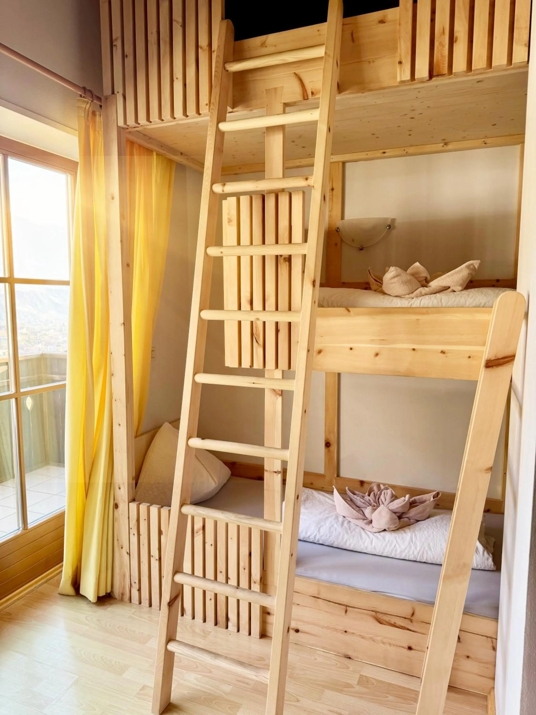 bunk bed, Bed in Hotel Residence MaVie