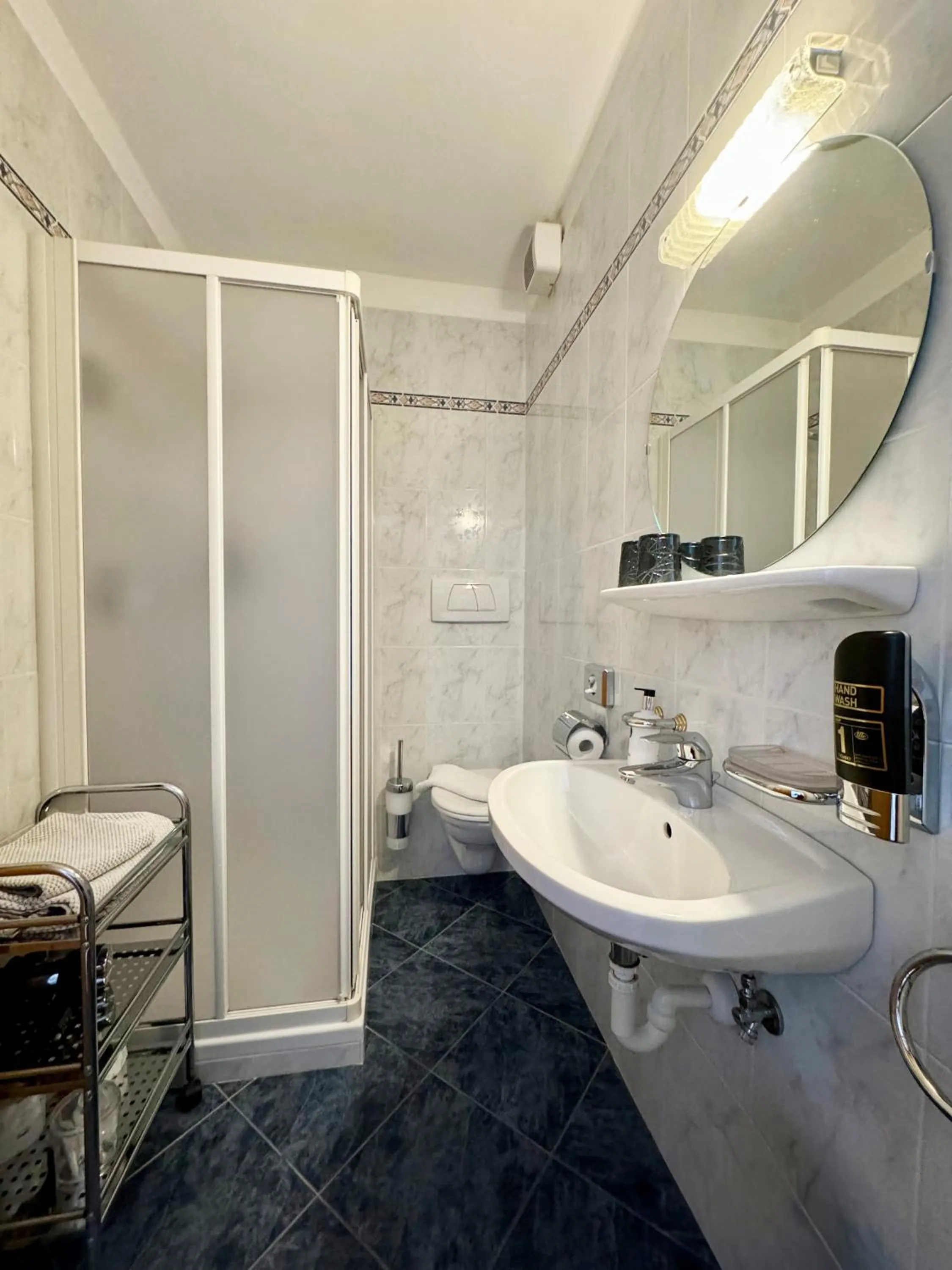 Bathroom in Hotel Residence MaVie