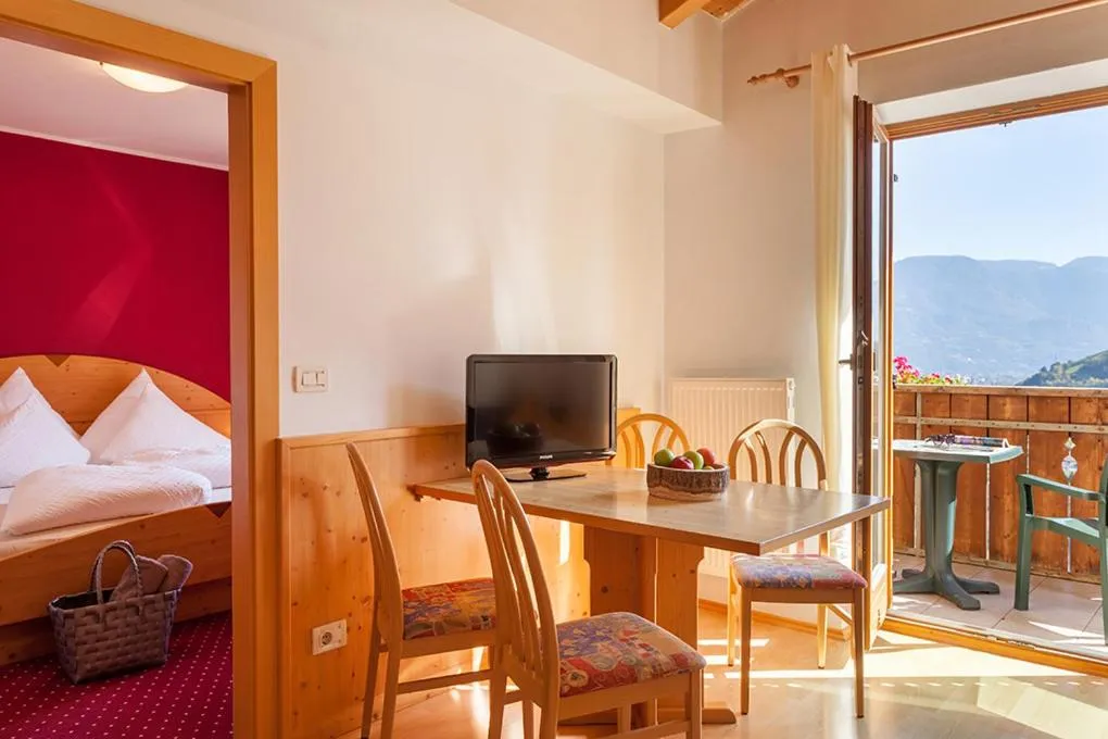 Photo of the whole room, Bed in Hotel Residence MaVie