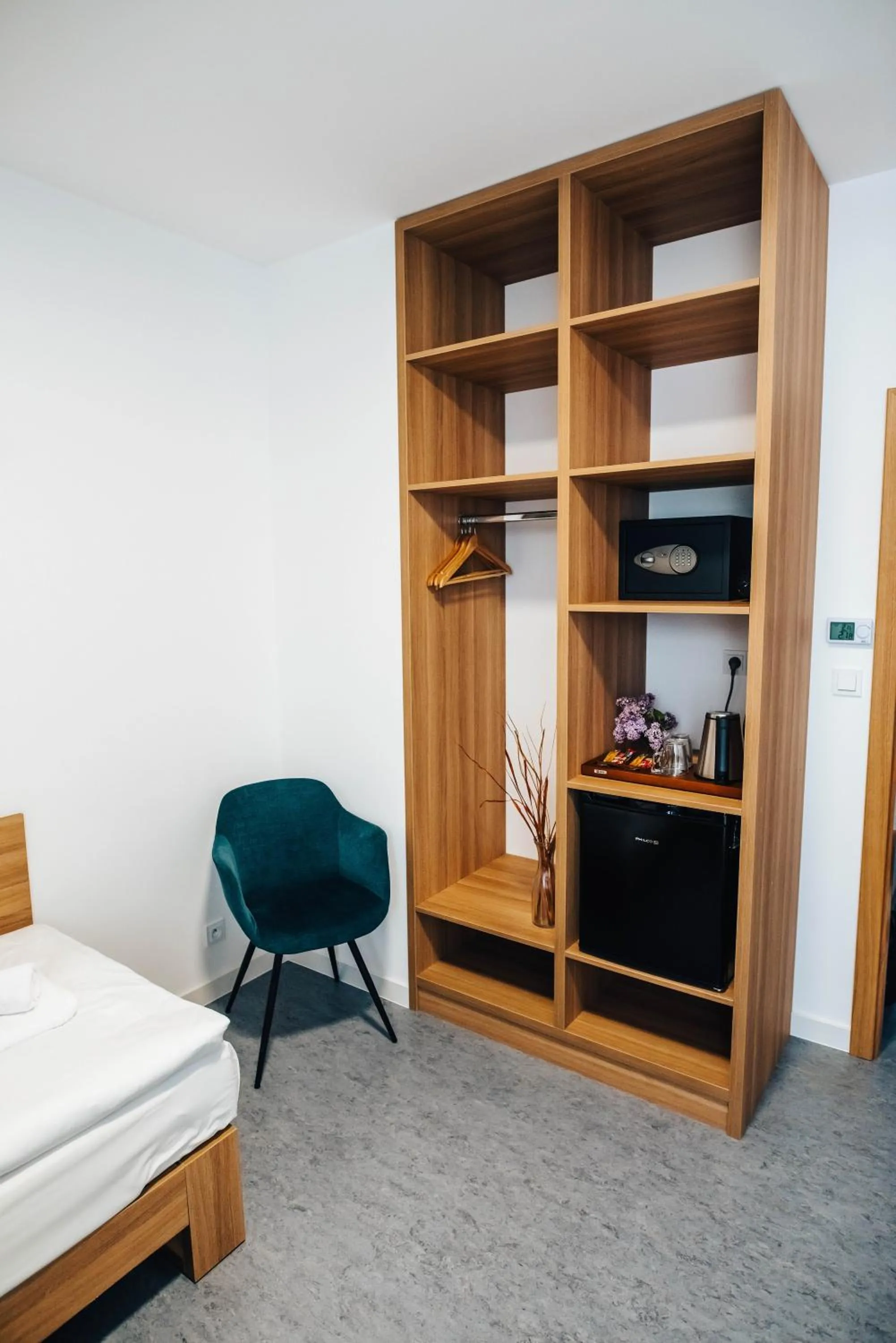 Coffee/tea facilities, Bed in Hotel Forea