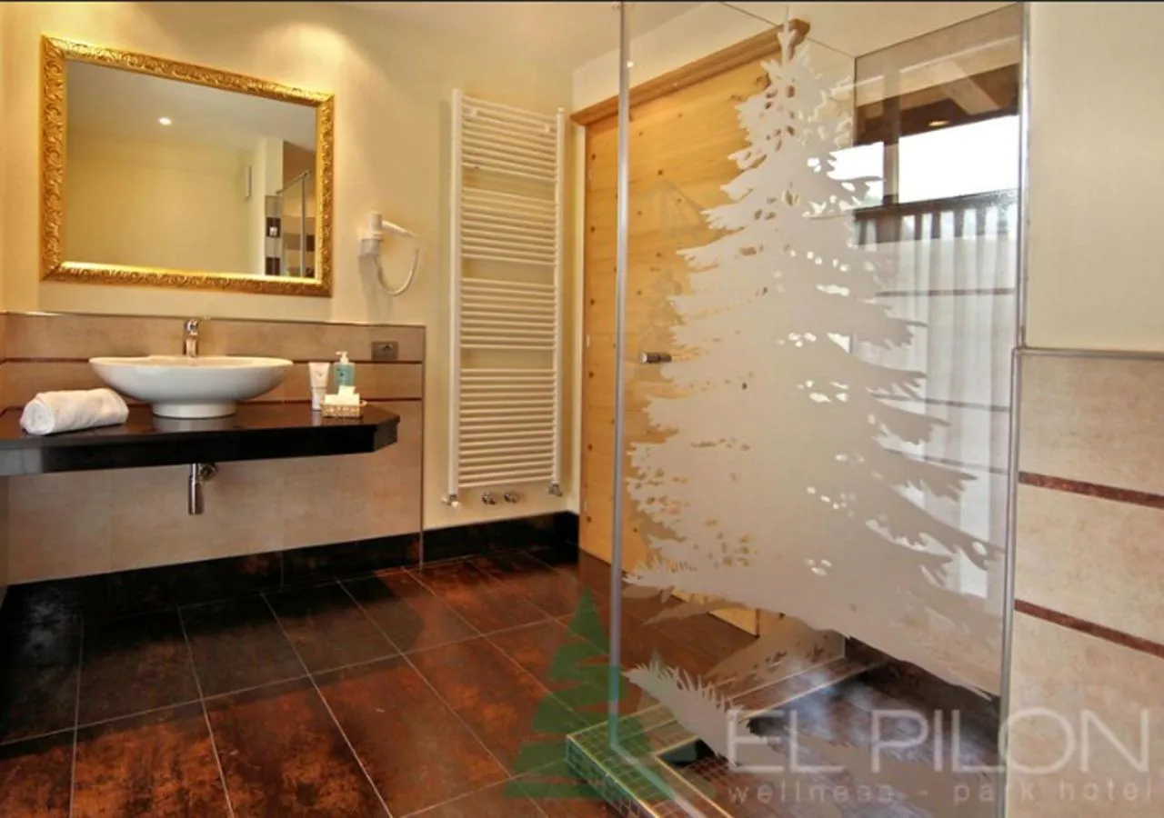 Bathroom in Hotel El Pilon