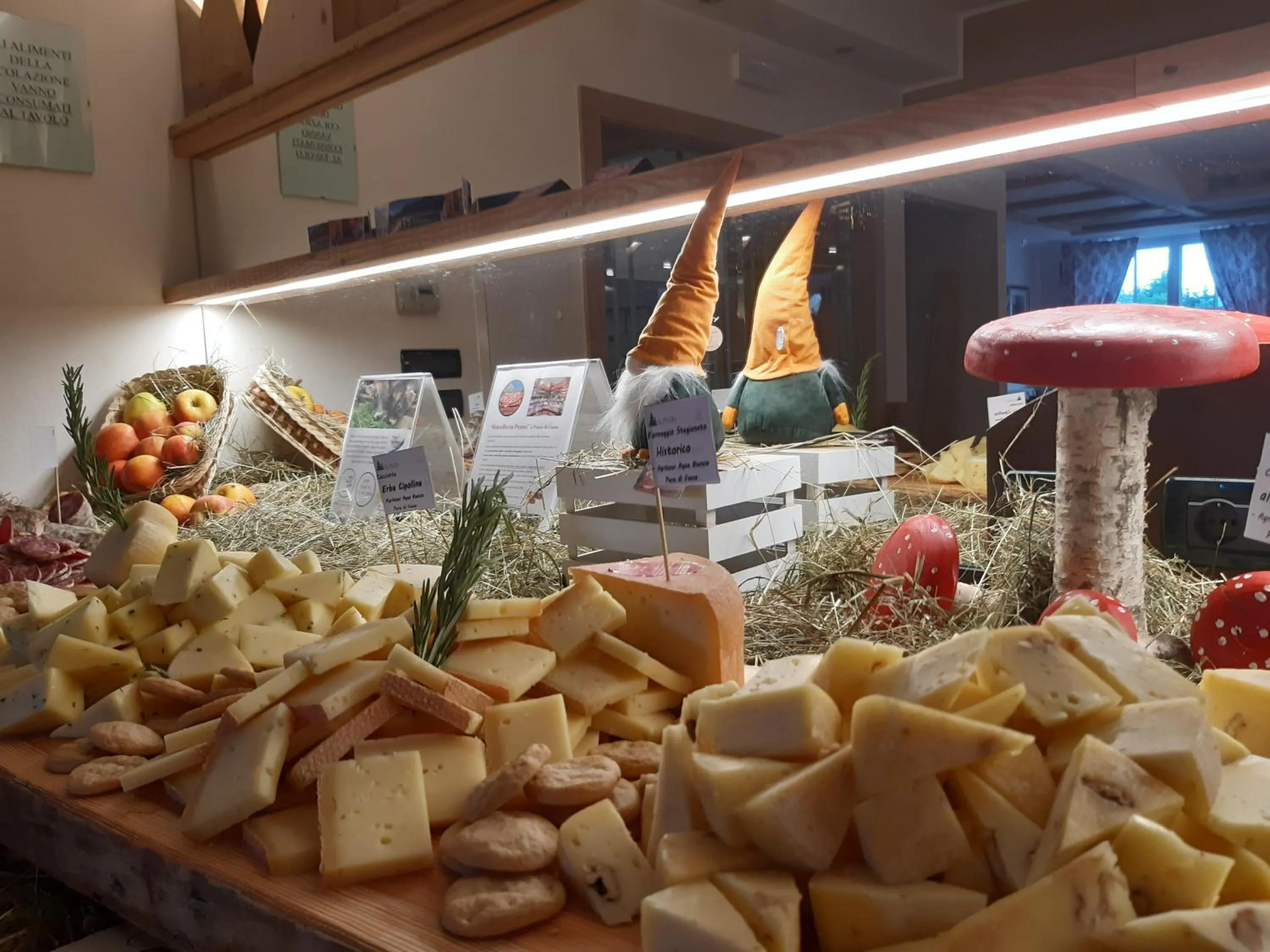 Restaurant/places to eat in Hotel El Pilon