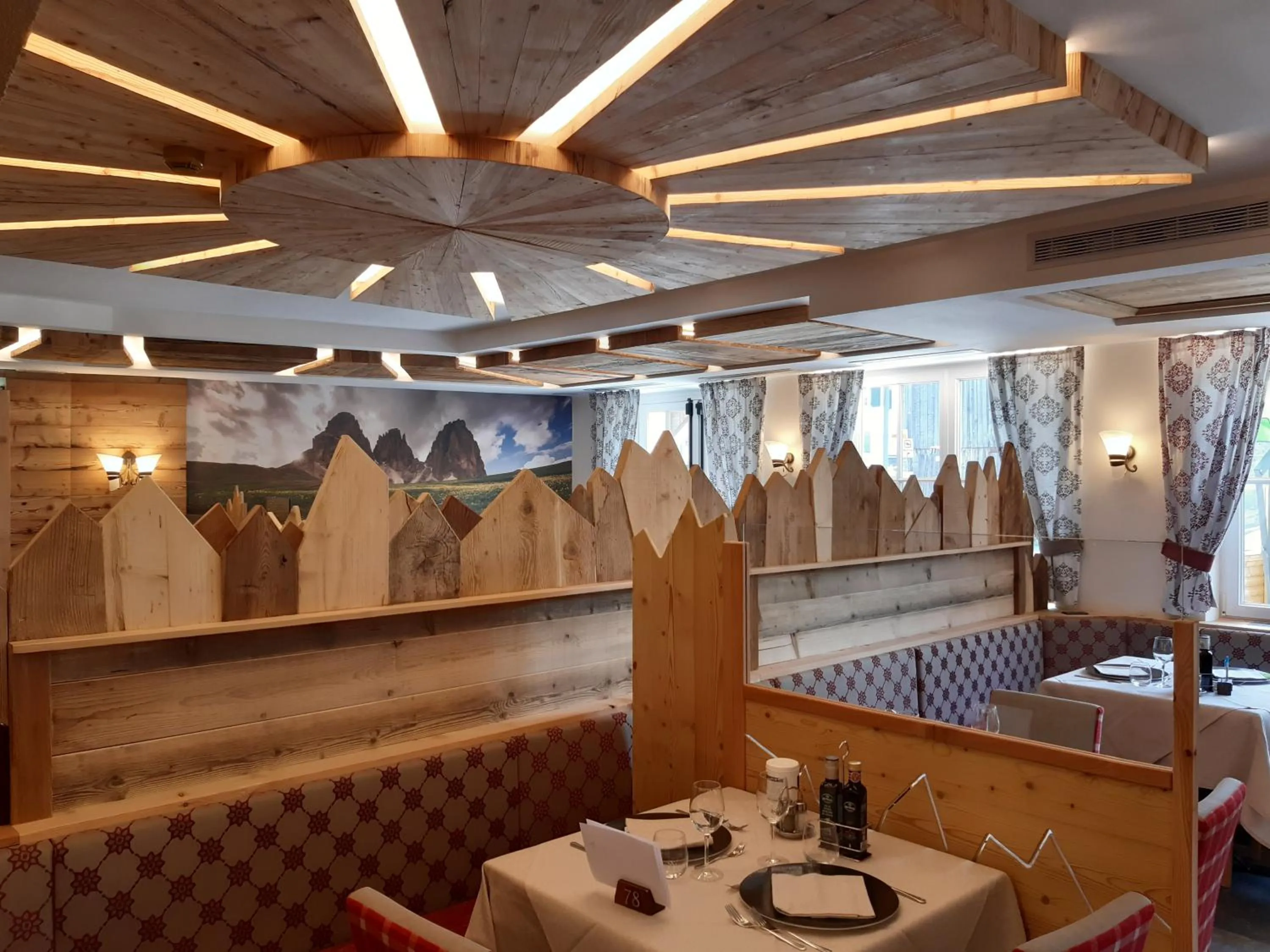 Restaurant/places to eat in Hotel El Pilon