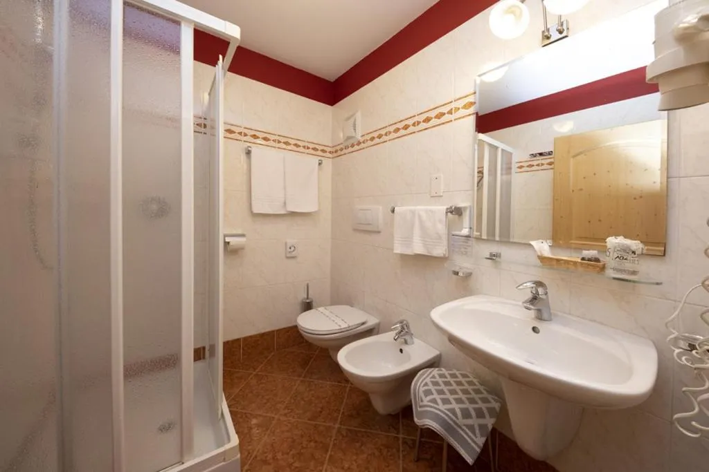 Shower in Hotel El Pilon