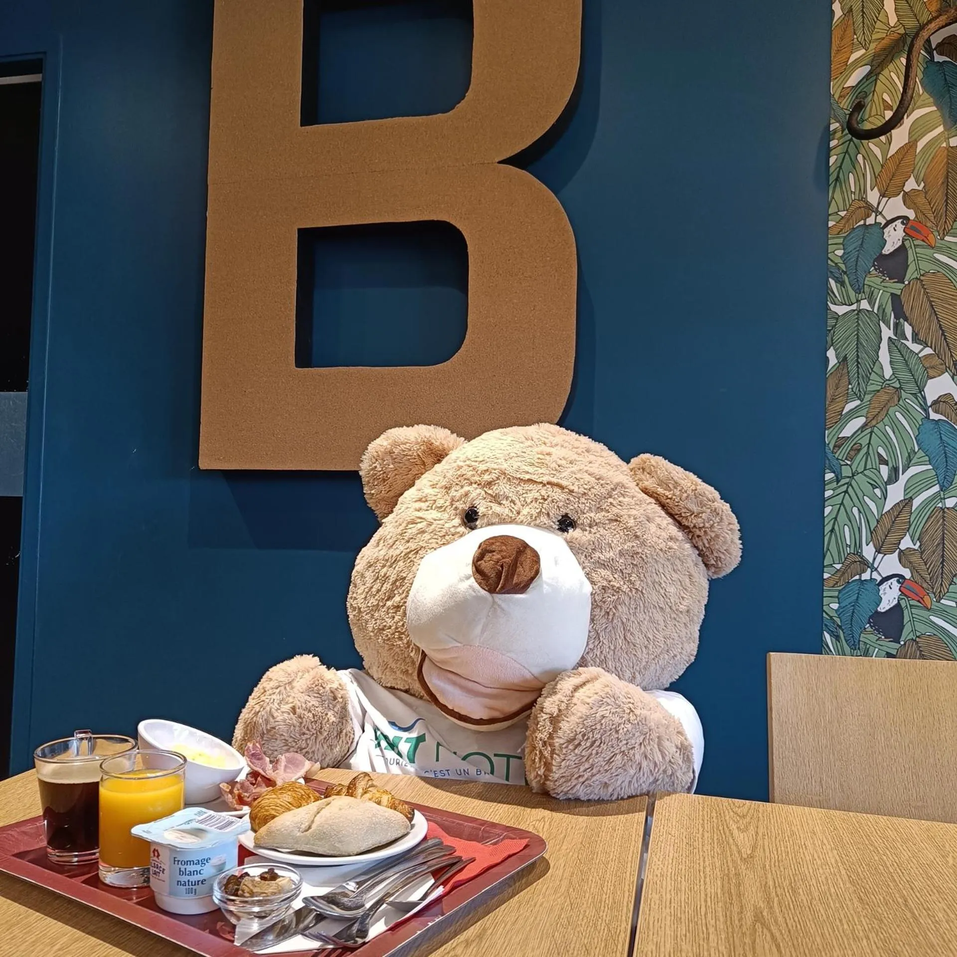 Food in Brit Hotel Reims Croix Blandin