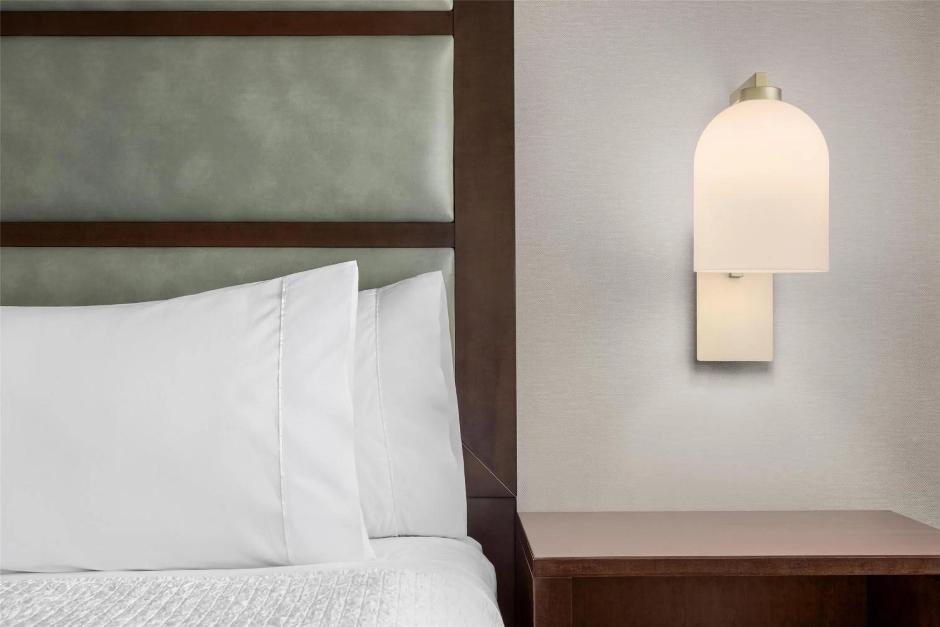 Bed in Homewood Suites by Hilton Indianapolis Carmel